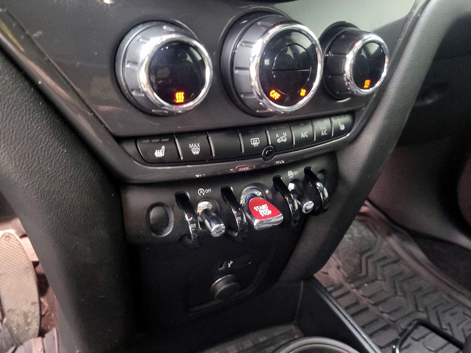 Thumbnail: 2021 MINI Cooper Countryman - 16