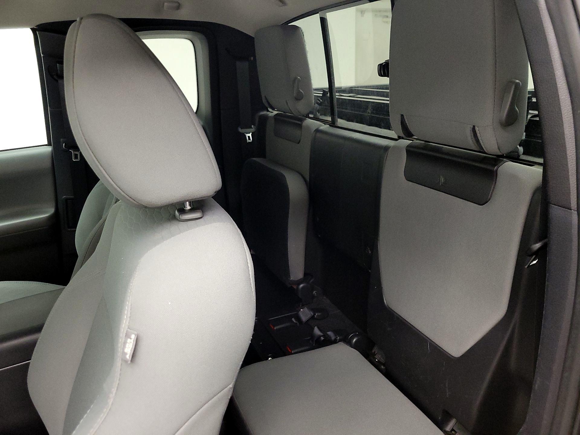 Thumbnail: 2017 Toyota Tacoma - 19