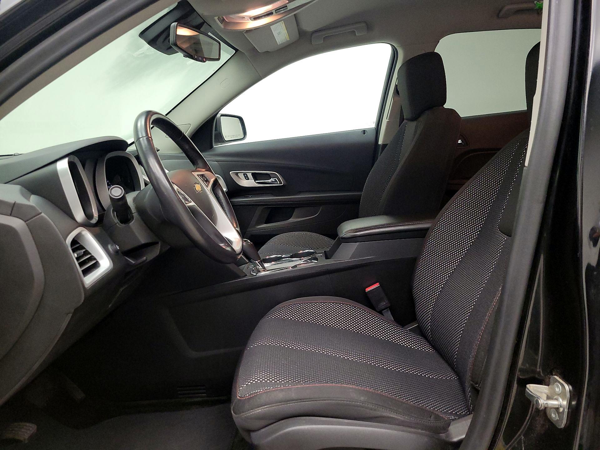 Thumbnail: 2017 Chevrolet Equinox - 11