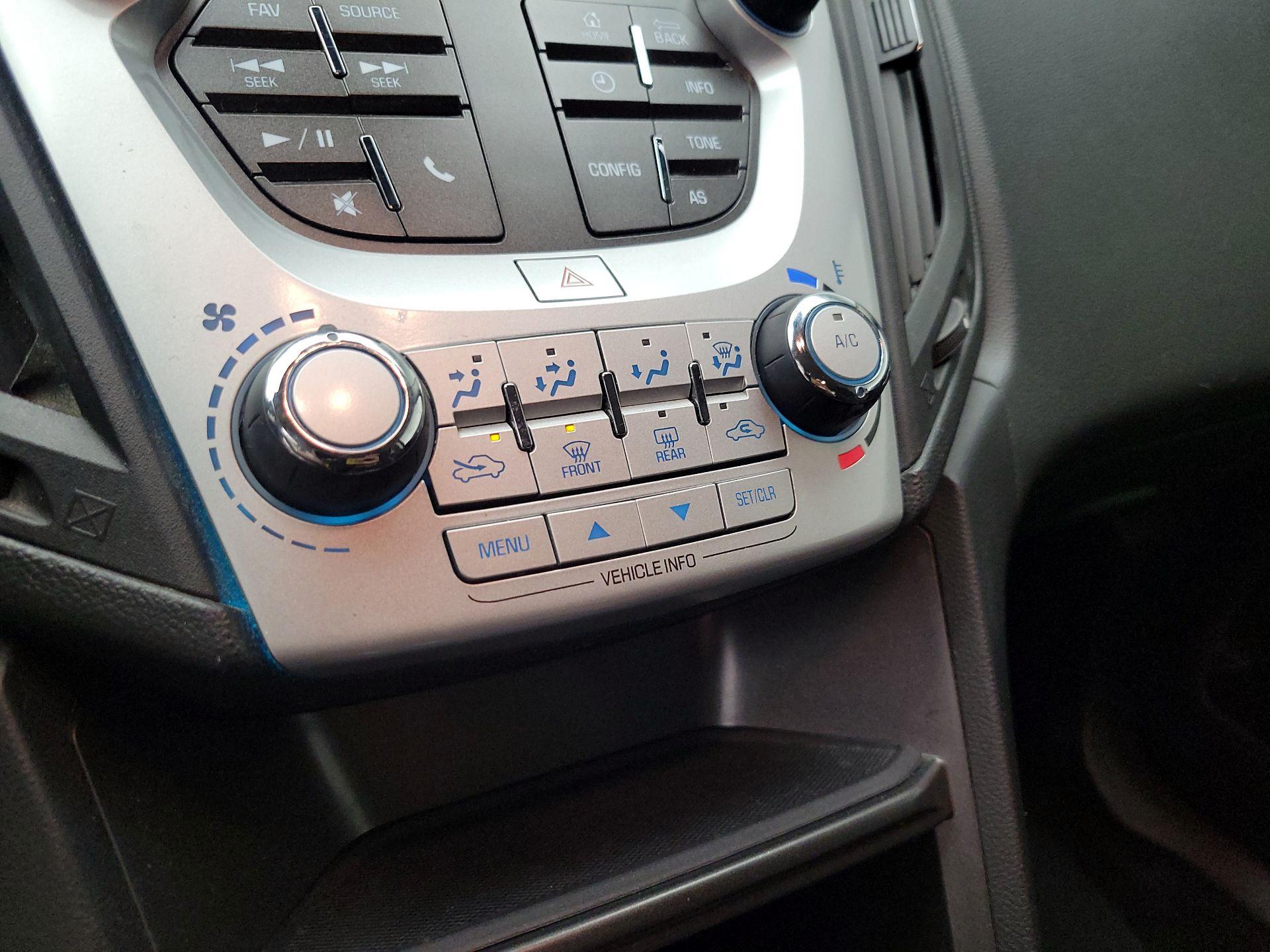 Thumbnail: 2017 Chevrolet Equinox - 16