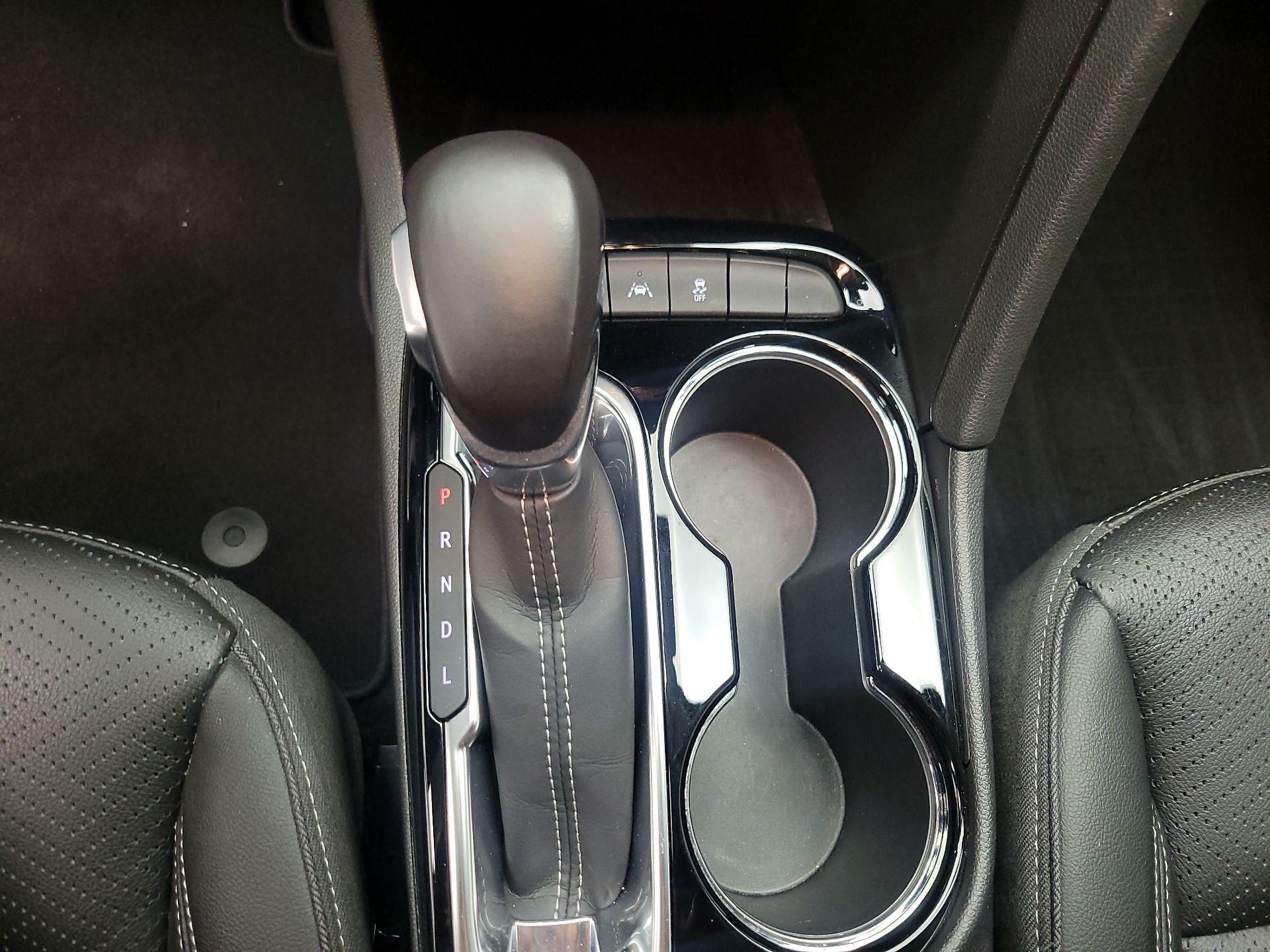 Thumbnail: 2022 Buick Encore GX - 17