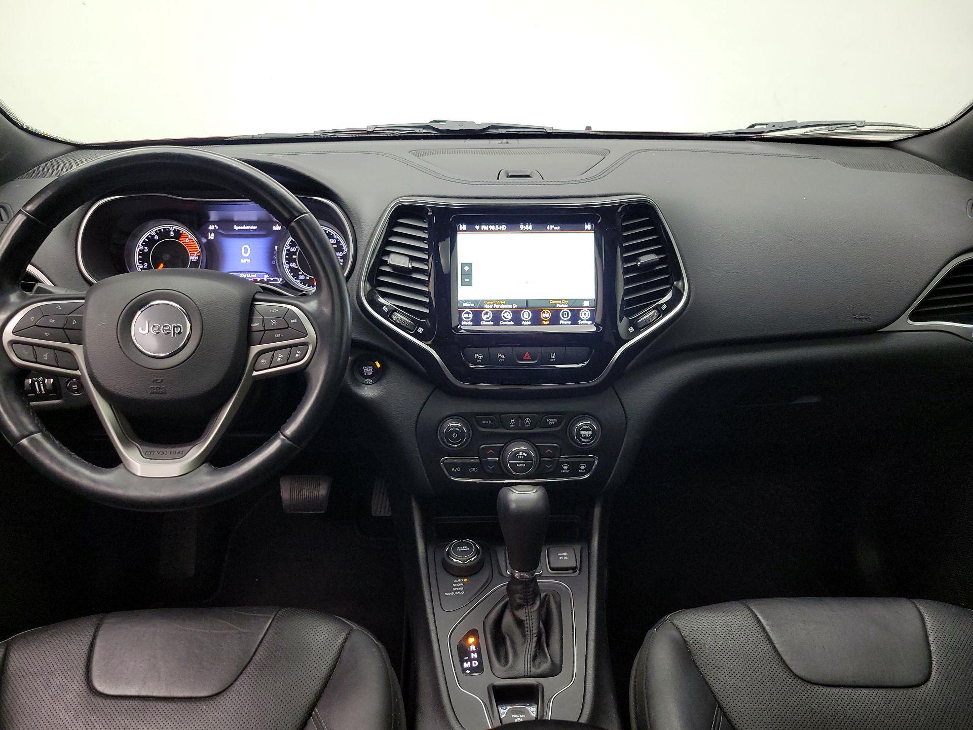 Thumbnail: 2020 Jeep Cherokee - 9