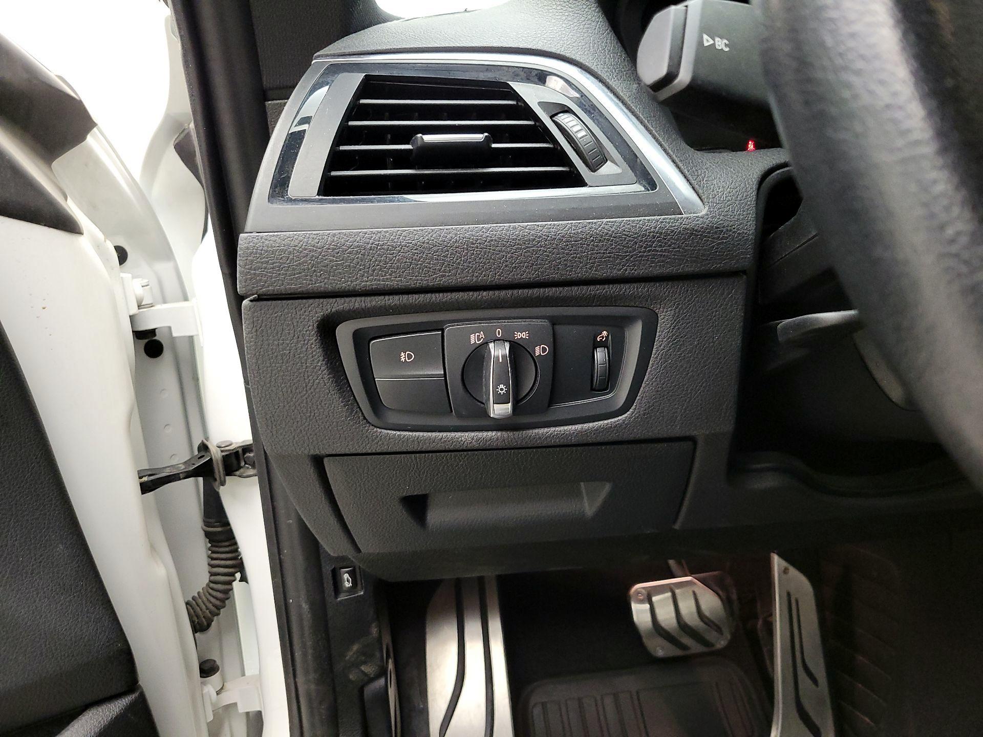 Thumbnail: 2018 BMW 2 Series - 13