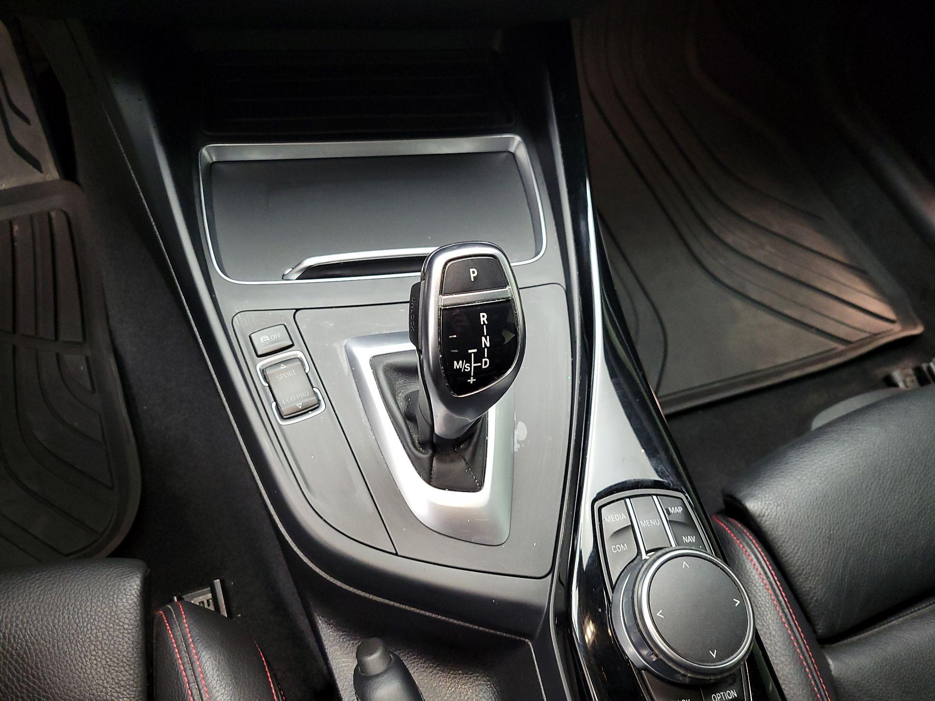 Thumbnail: 2018 BMW 2 Series - 18