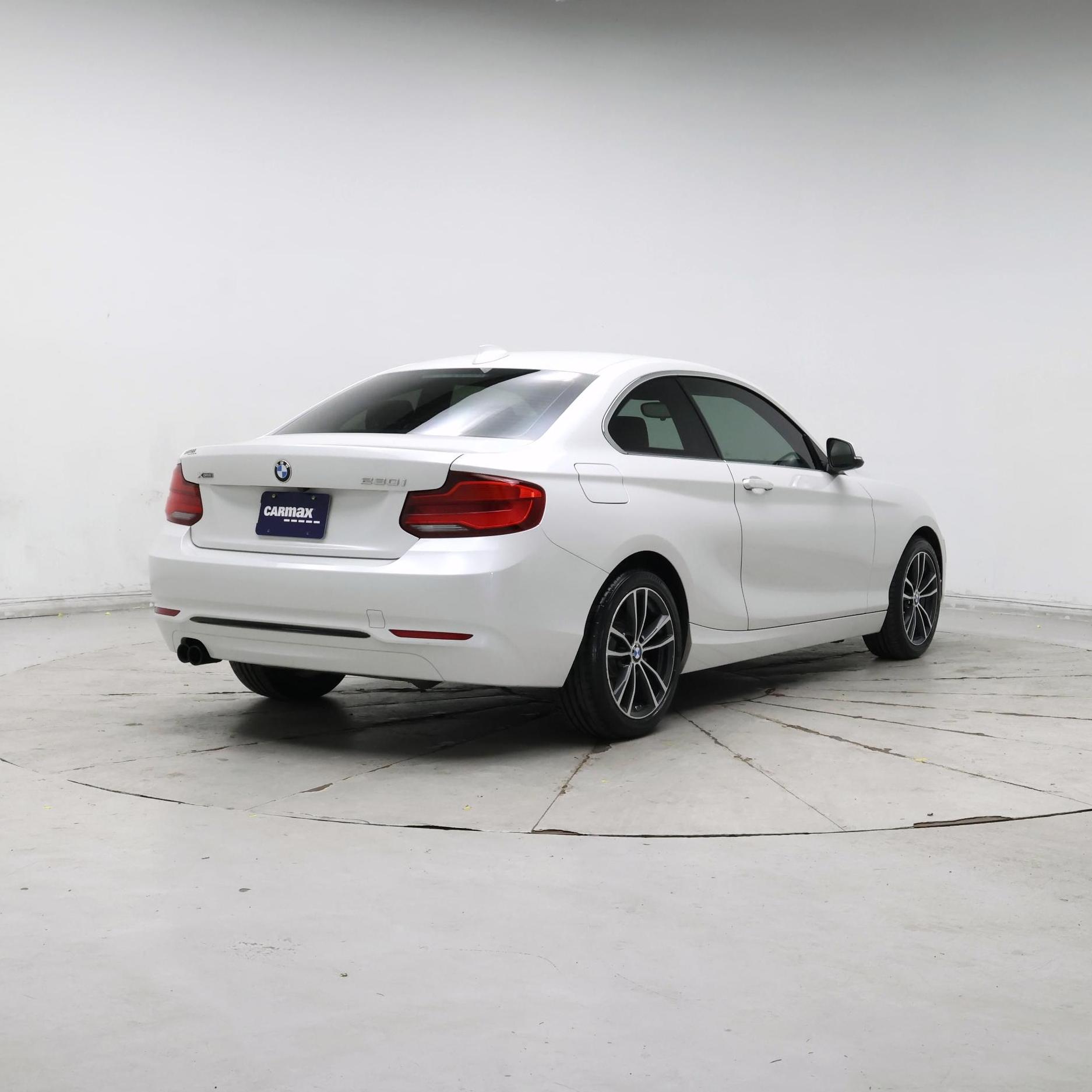 Thumbnail: 2018 BMW 2 Series - 8