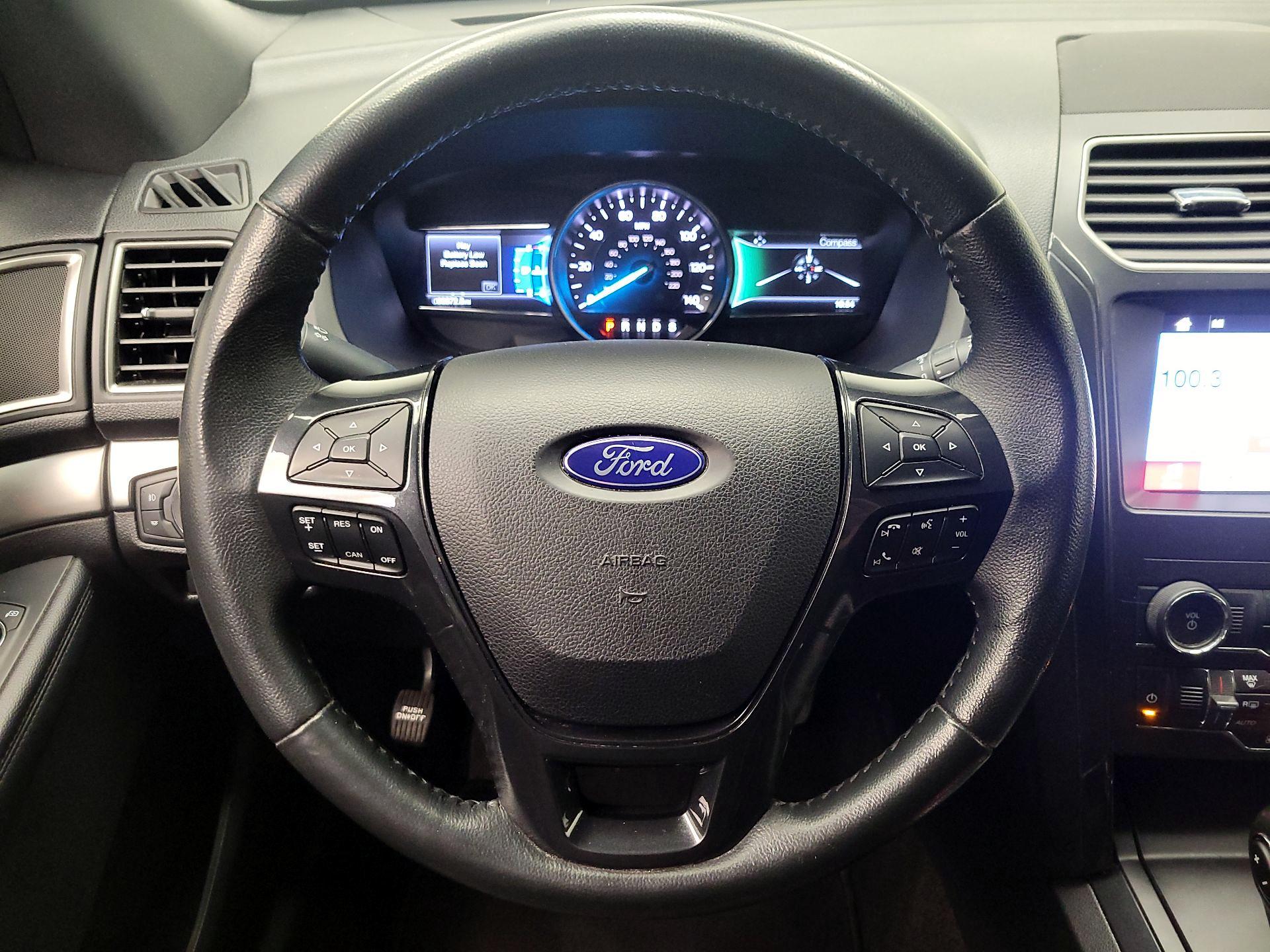 Thumbnail: 2019 Ford Explorer - 10