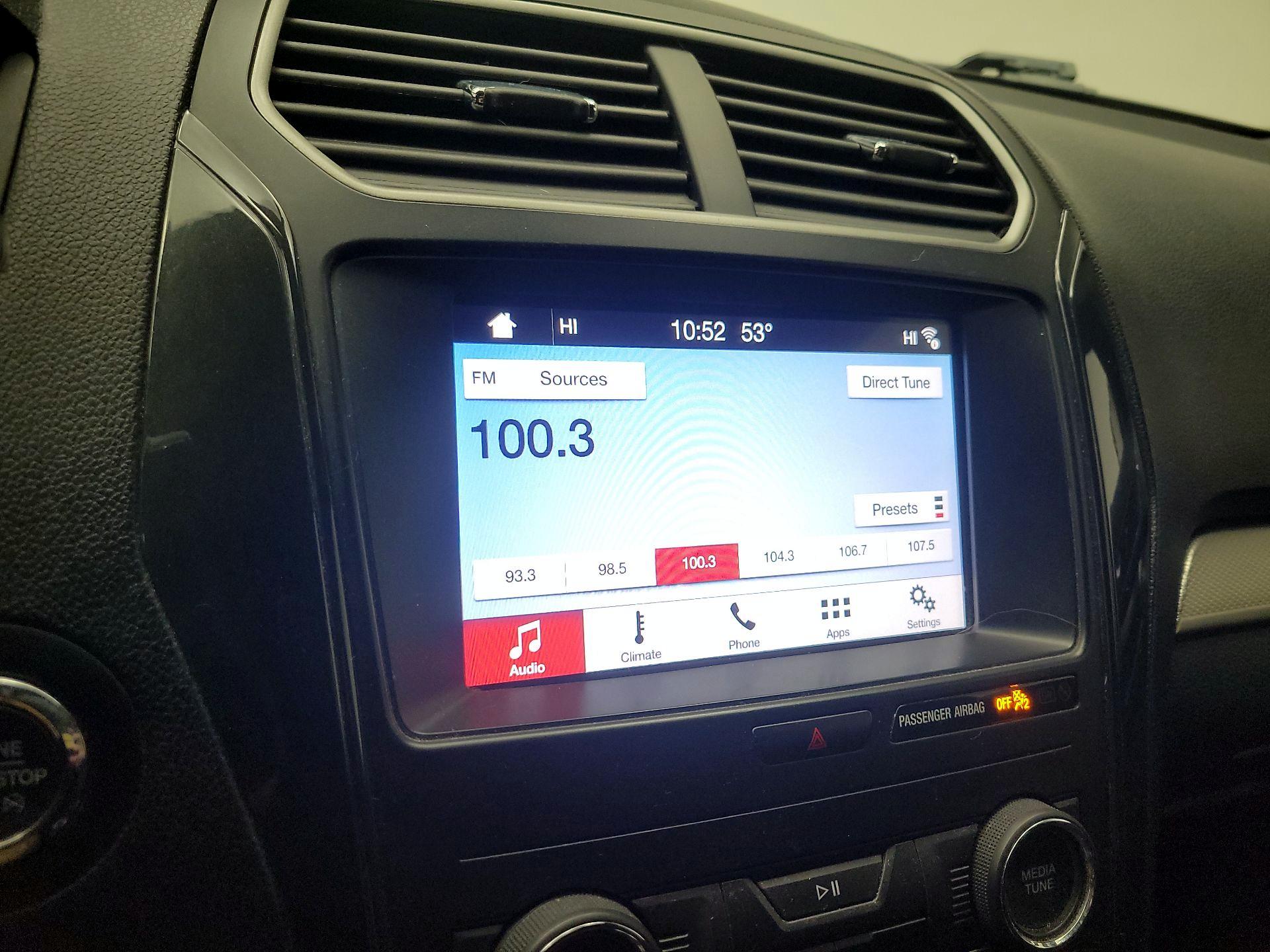 Thumbnail: 2019 Ford Explorer - 15