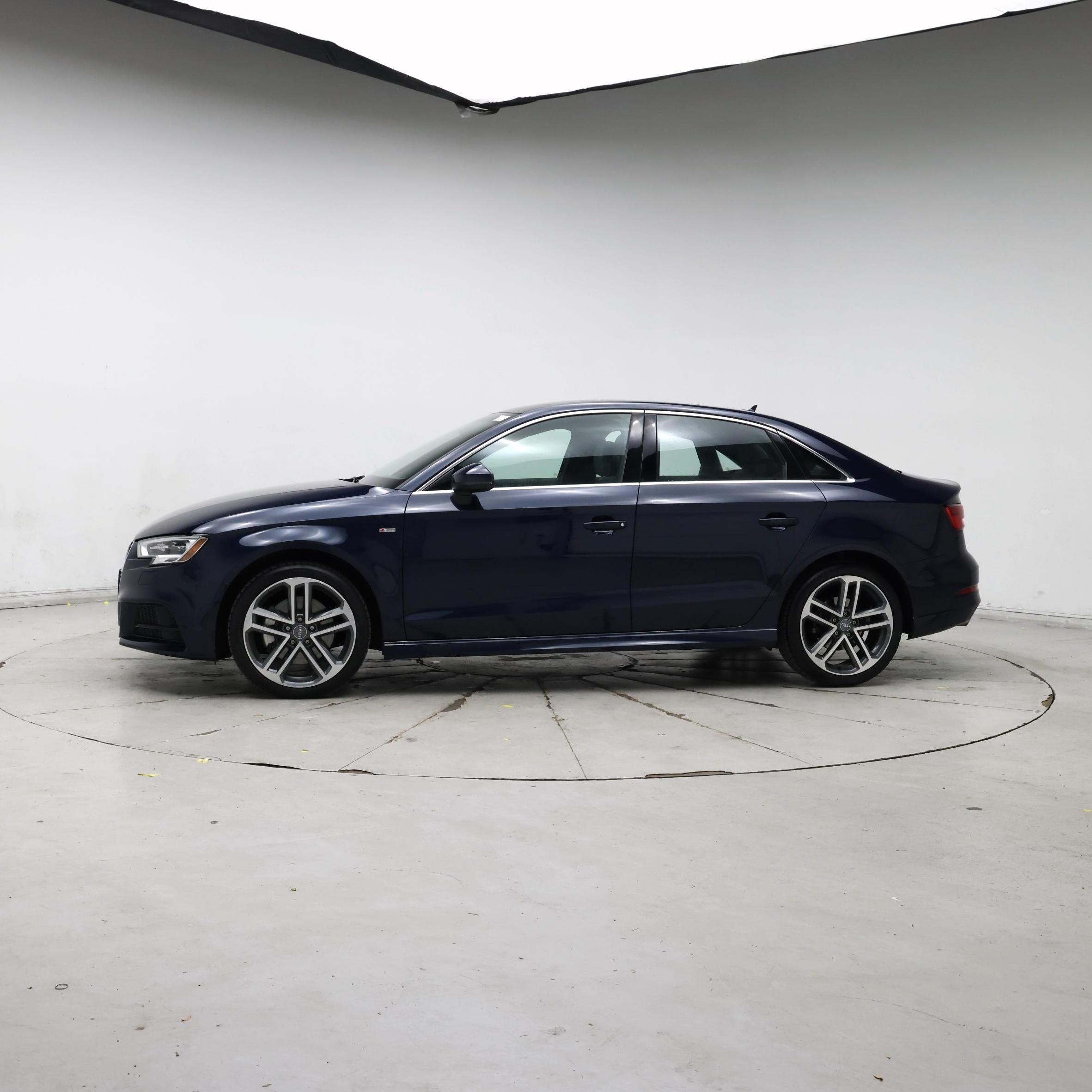 Thumbnail: 2017 Audi A3 - 3