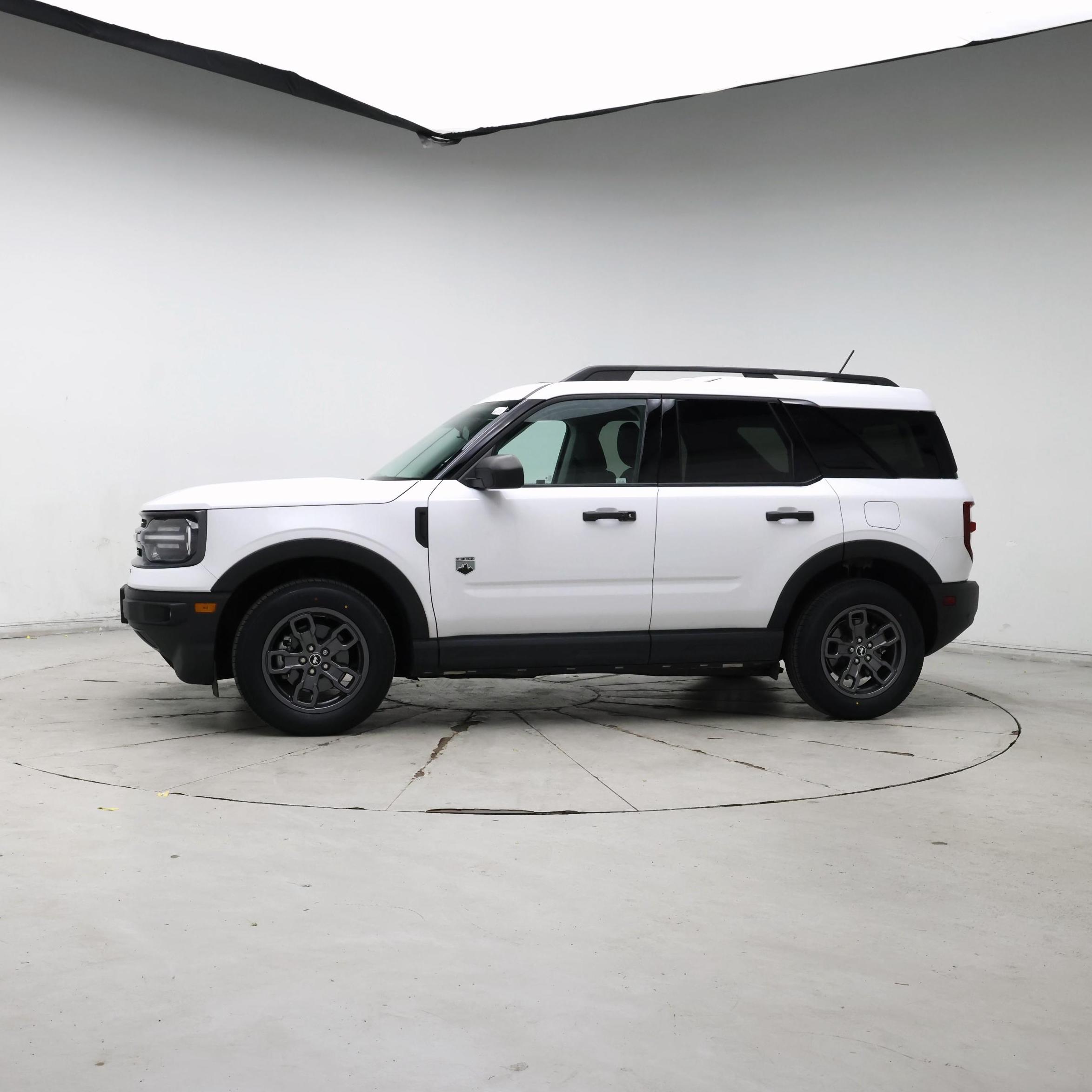 Thumbnail: 2022 Ford Bronco Sport - 3