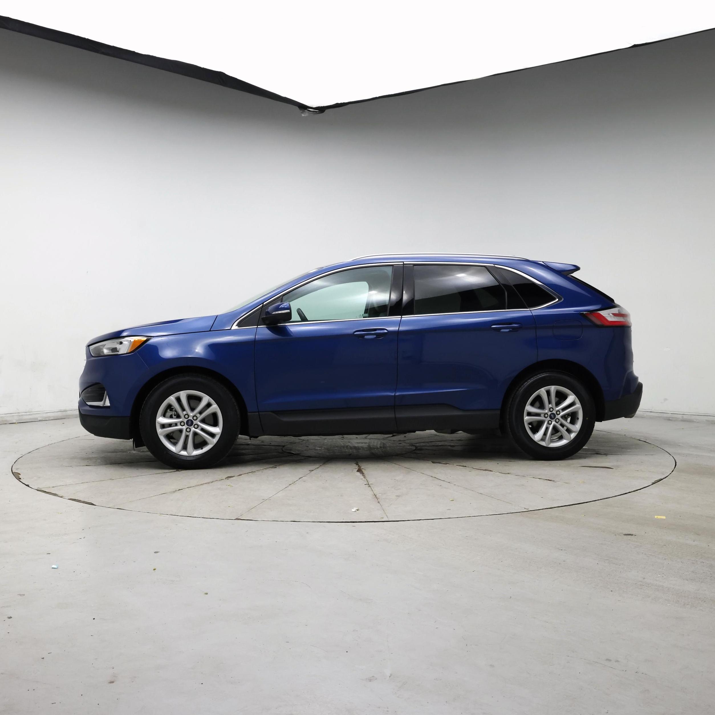 Thumbnail: 2020 Ford Edge - 3