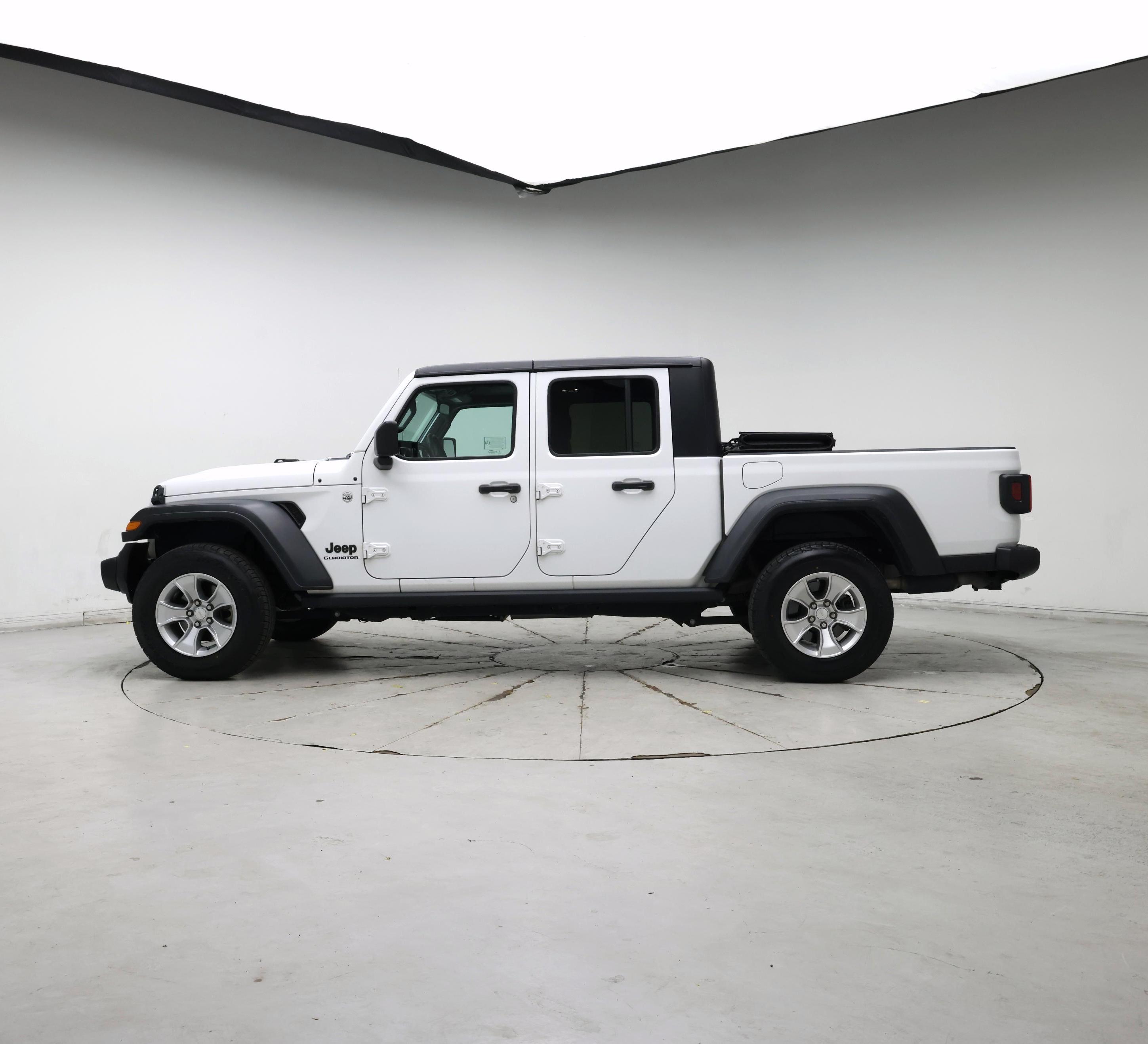Thumbnail: 2020 Jeep Gladiator - 3