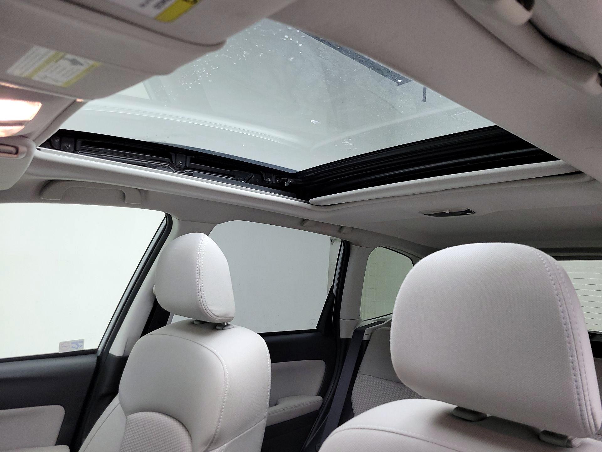 Thumbnail: 2015 Subaru Forester - 19