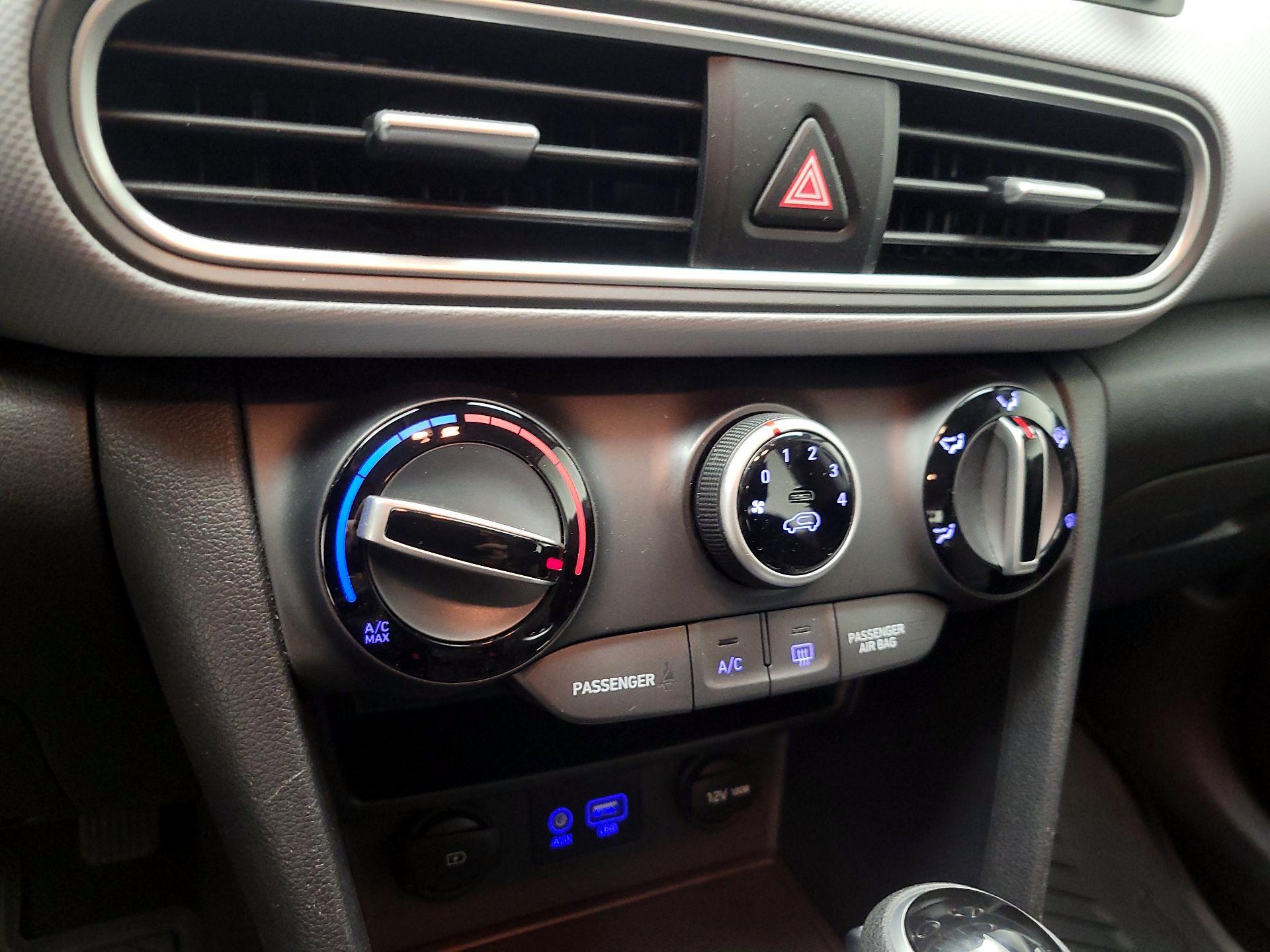 Thumbnail: 2019 Hyundai Kona - 16