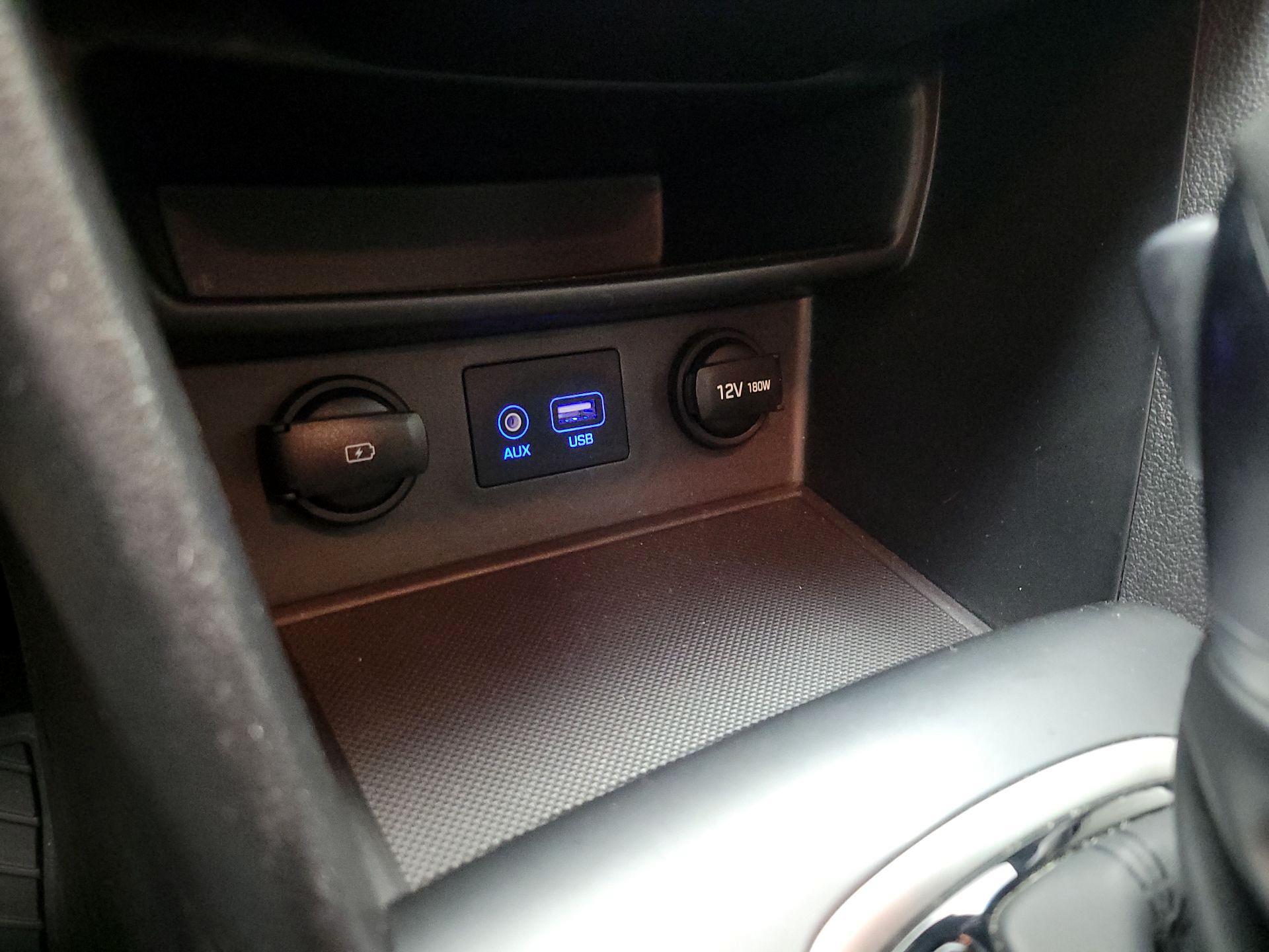 Thumbnail: 2019 Hyundai Kona - 18