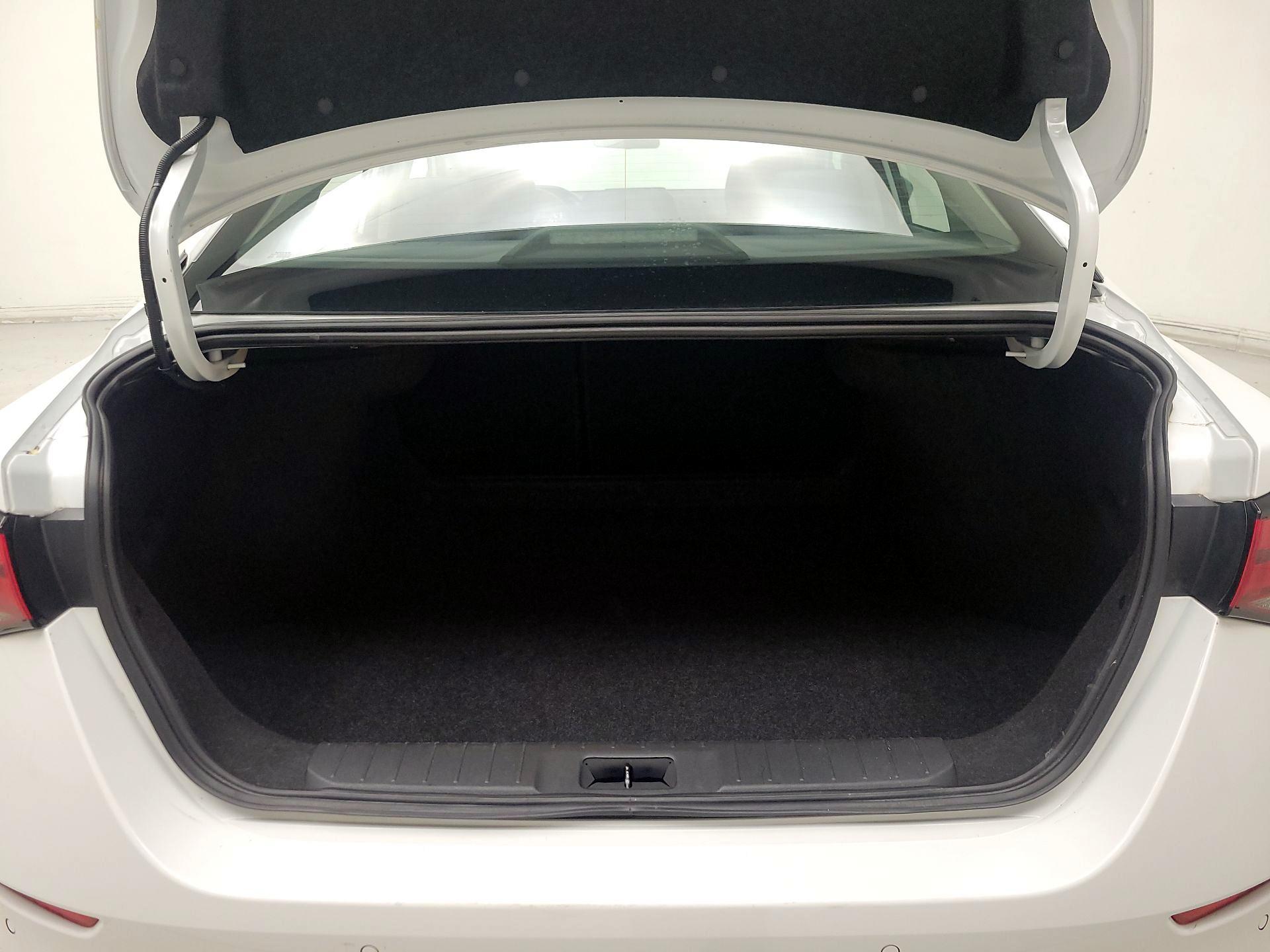 Thumbnail: 2024 Nissan Sentra - 20