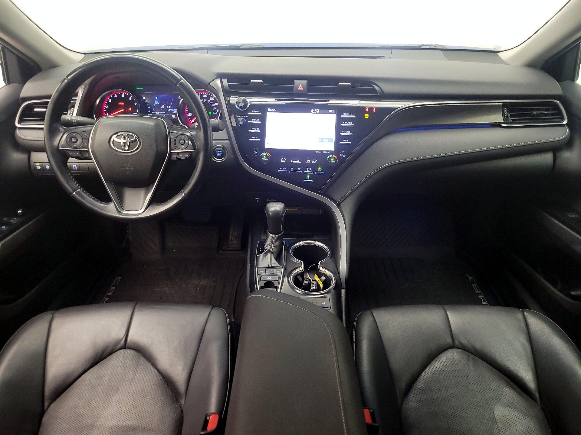 Thumbnail: 2019 Toyota Camry - 9