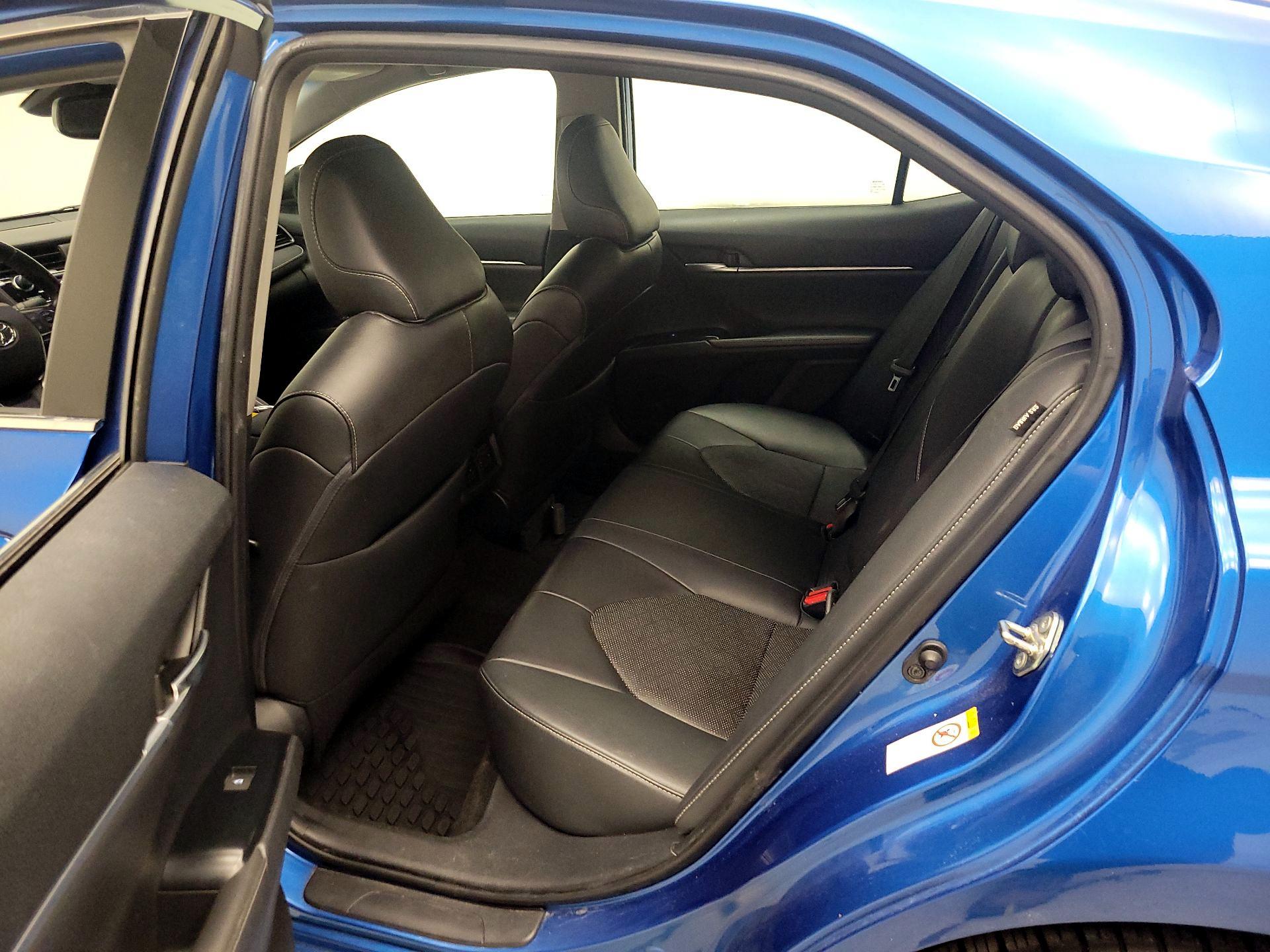 Thumbnail: 2019 Toyota Camry - 19