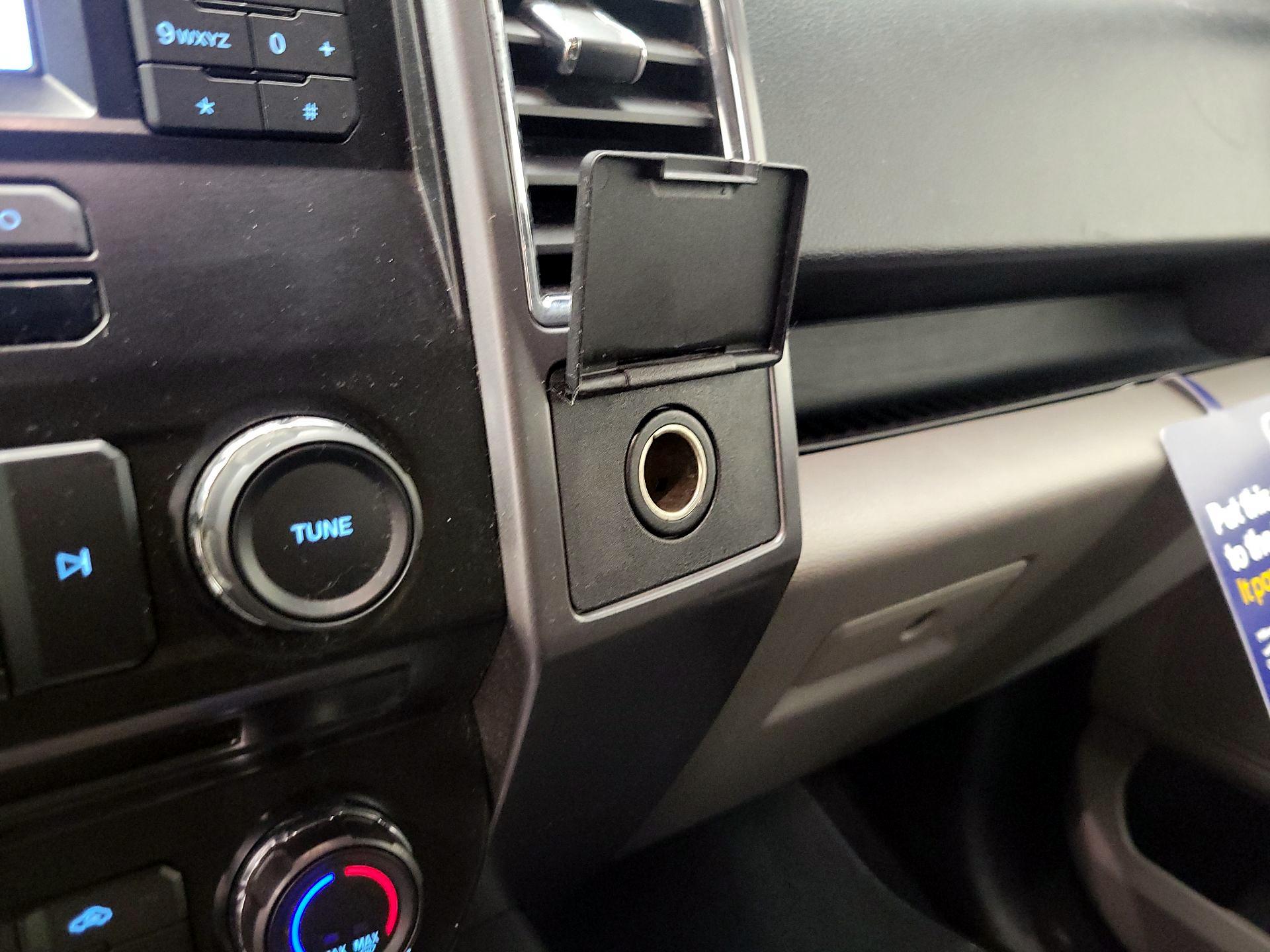 Thumbnail: 2015 Ford F-150 - 18