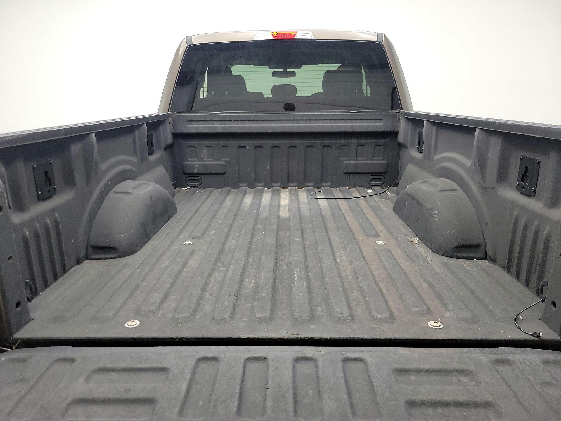 Thumbnail: 2015 Ford F-150 - 20