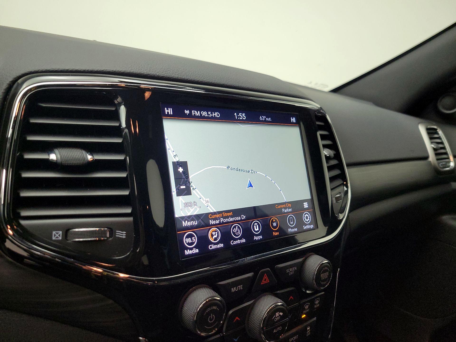 Thumbnail: 2021 Jeep Grand Cherokee - 14