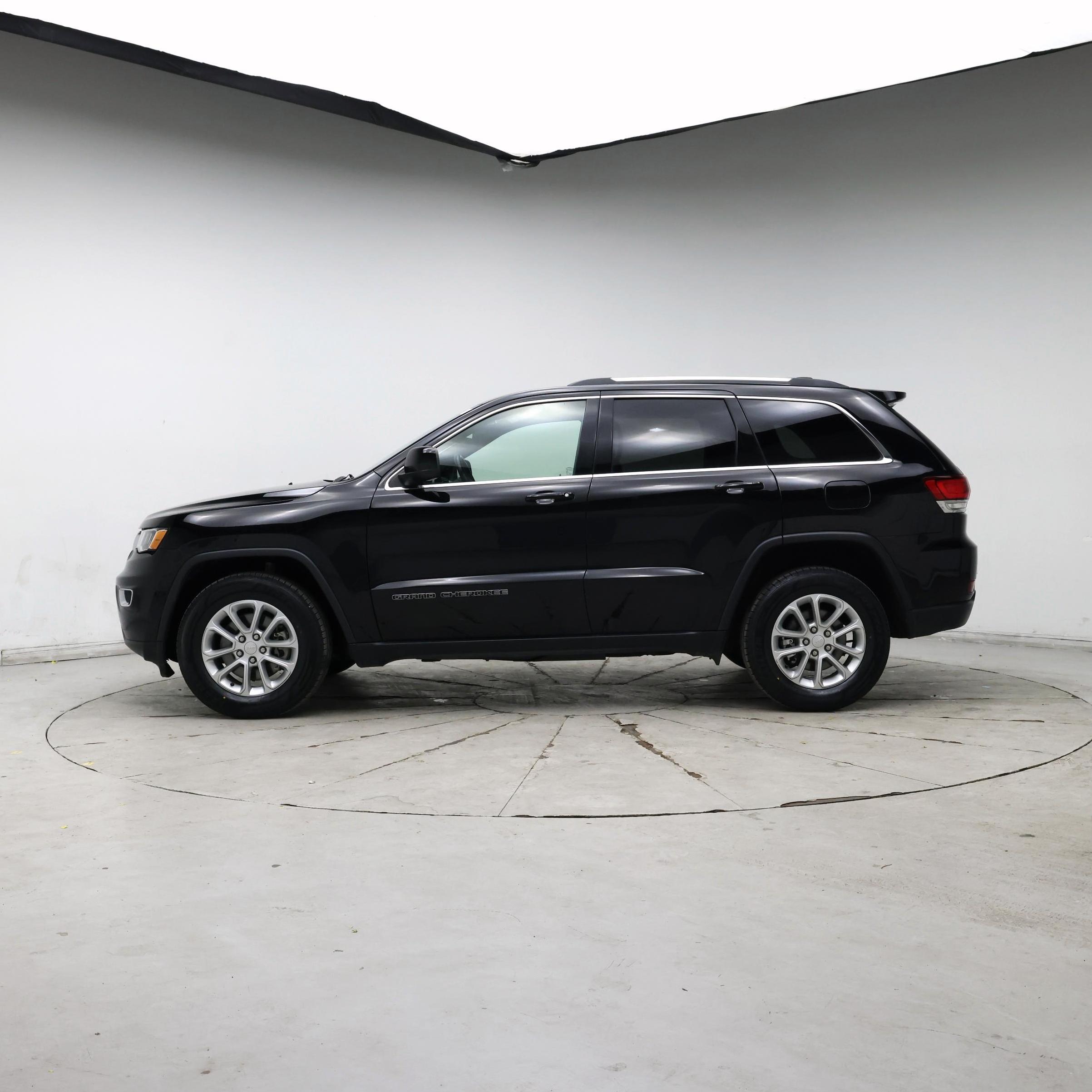 Thumbnail: 2021 Jeep Grand Cherokee - 3