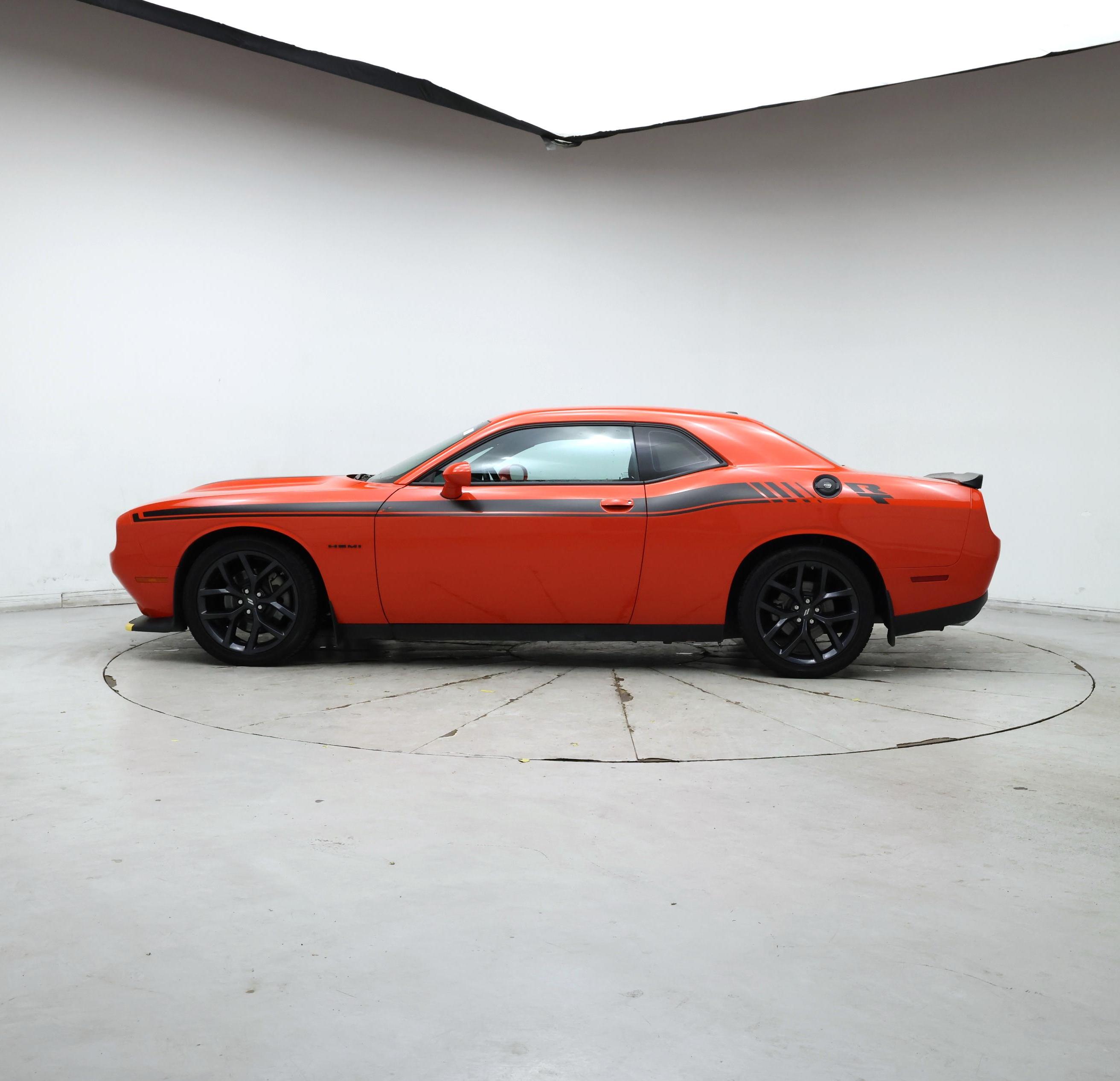 Thumbnail: 2022 Dodge Challenger - 3