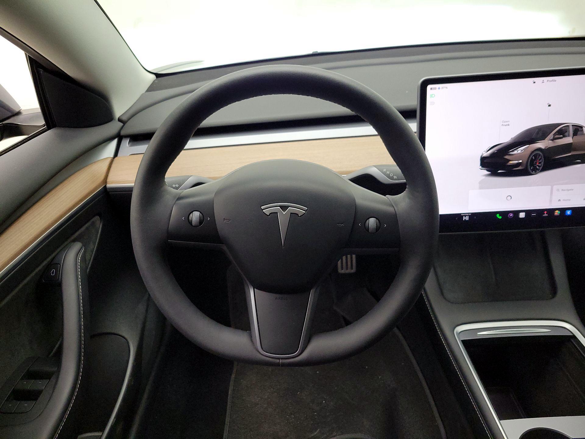 Thumbnail: 2022 Tesla Model 3 - 10