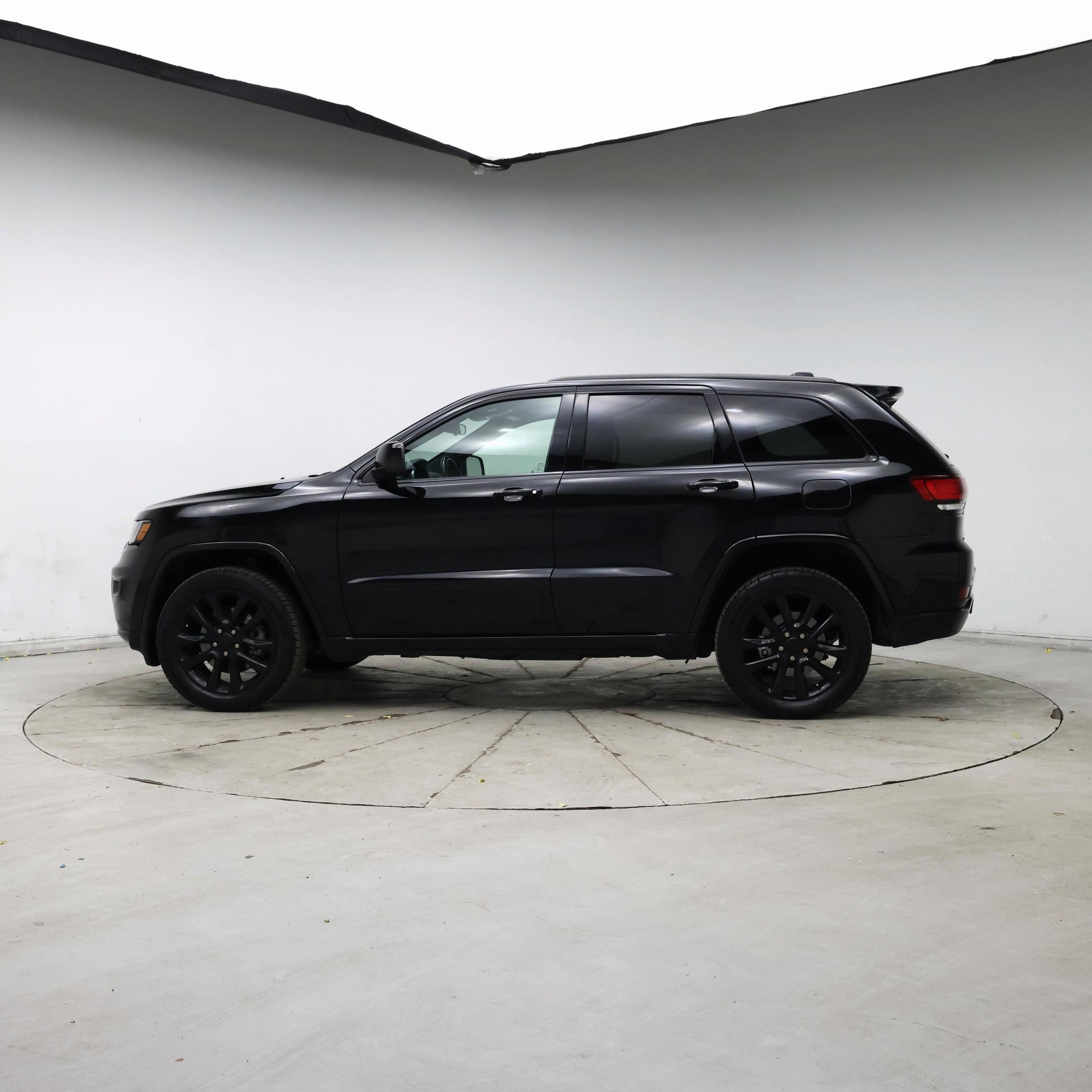 Thumbnail: 2021 Jeep Grand Cherokee - 3