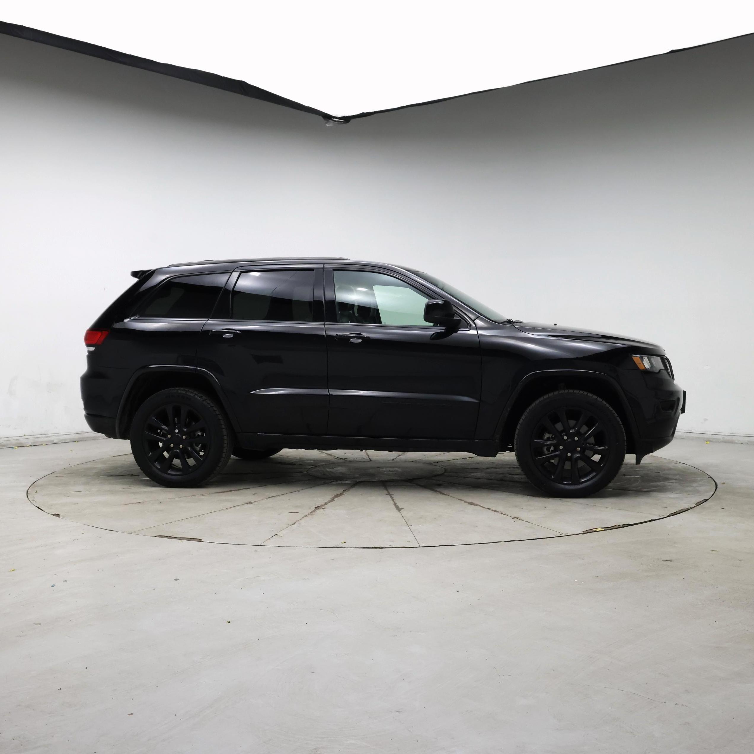 Thumbnail: 2021 Jeep Grand Cherokee - 7