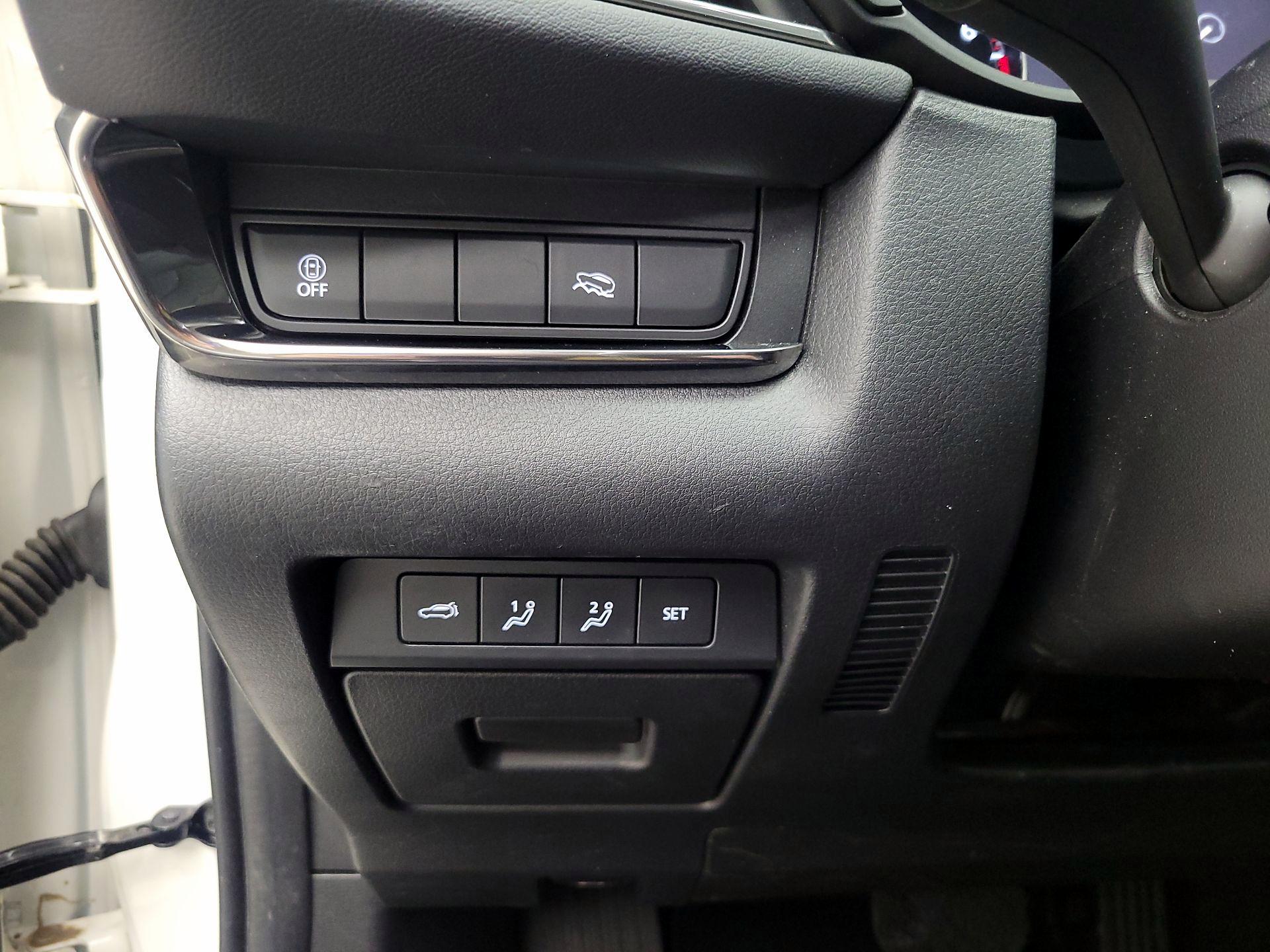 Thumbnail: 2023 Mazda CX-30 - 13