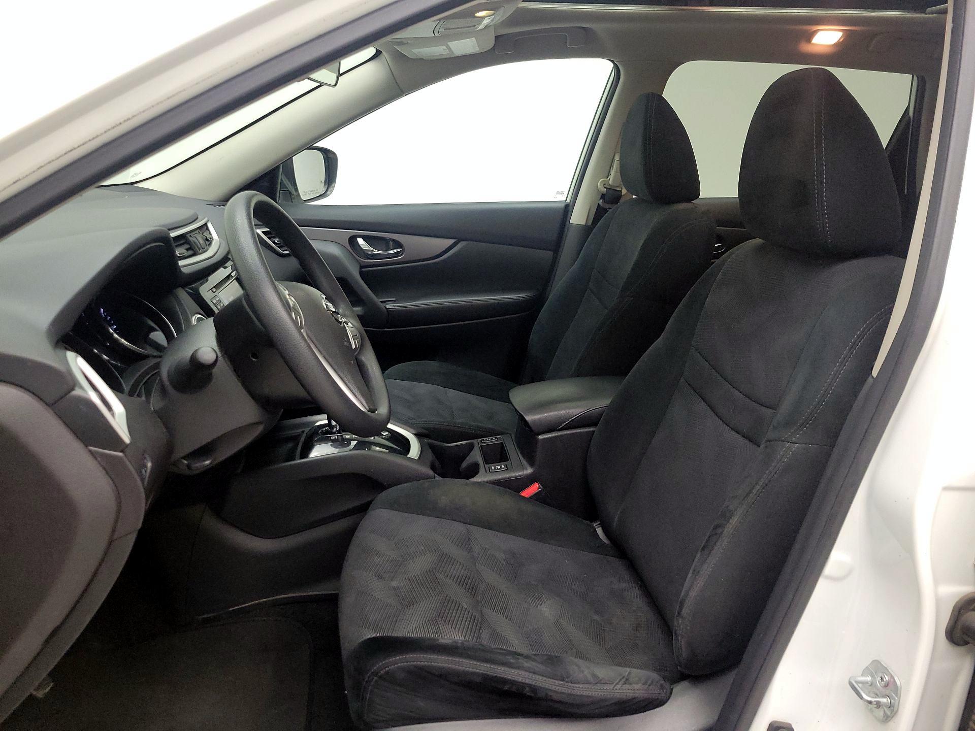 Thumbnail: 2016 Nissan Rogue - 11