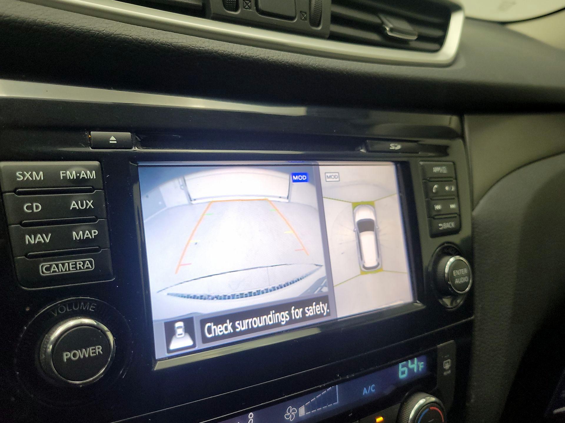 Thumbnail: 2016 Nissan Rogue - 15