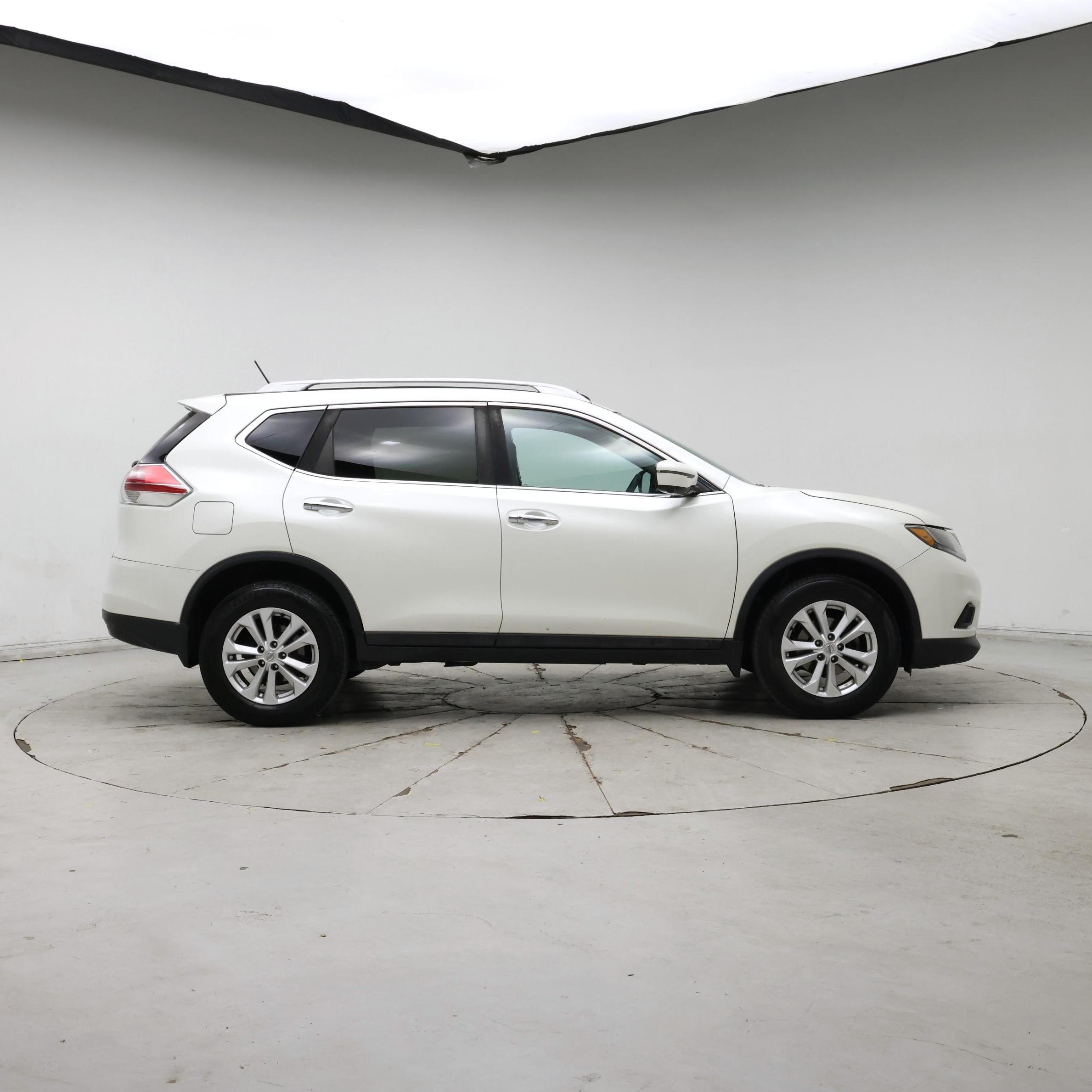 Thumbnail: 2016 Nissan Rogue - 7