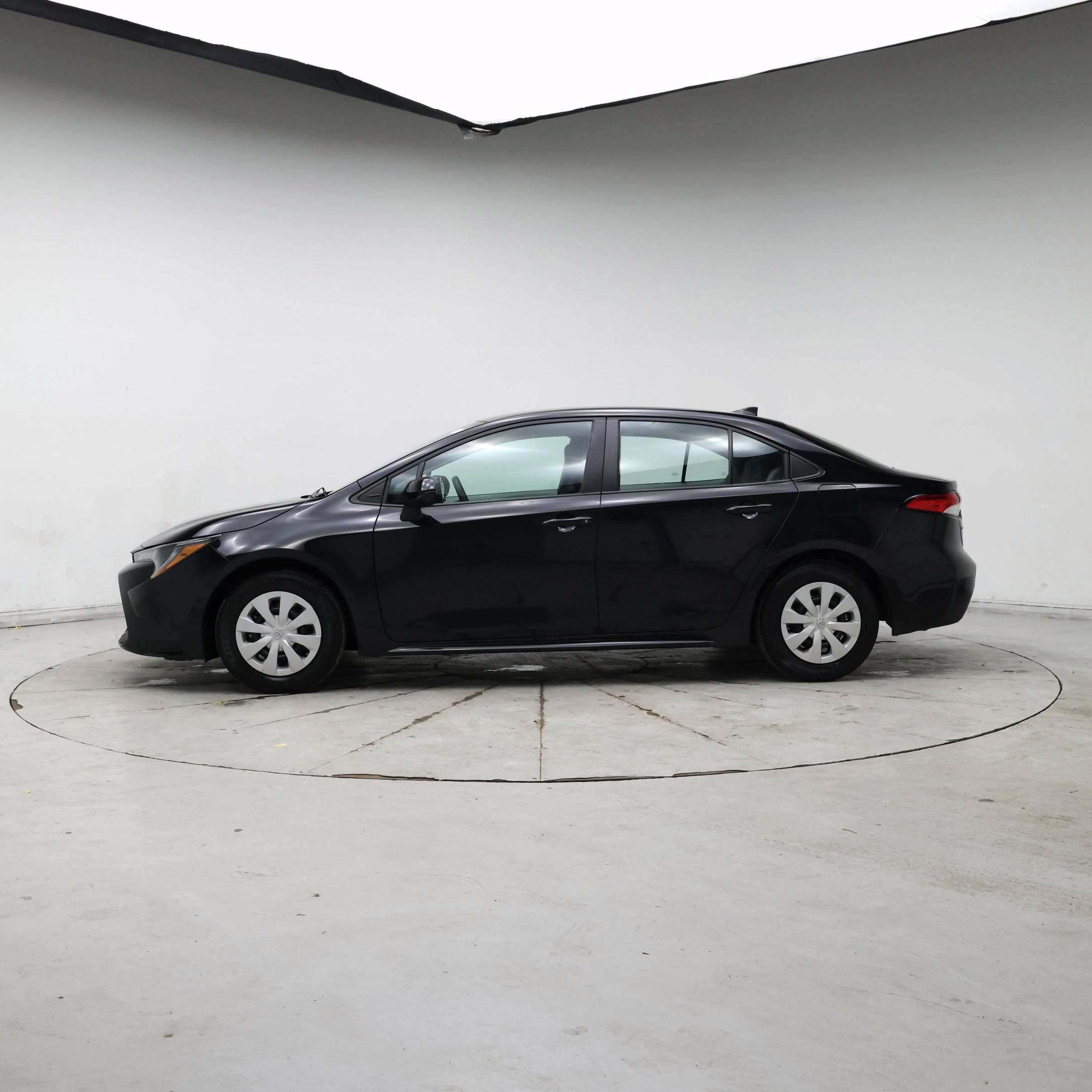 Thumbnail: 2022 Toyota Corolla - 3