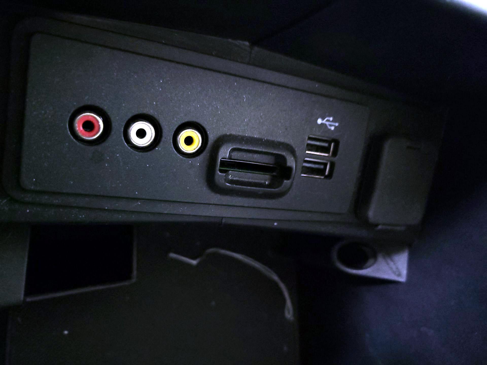 Thumbnail: 2014 Ford Fusion - 19