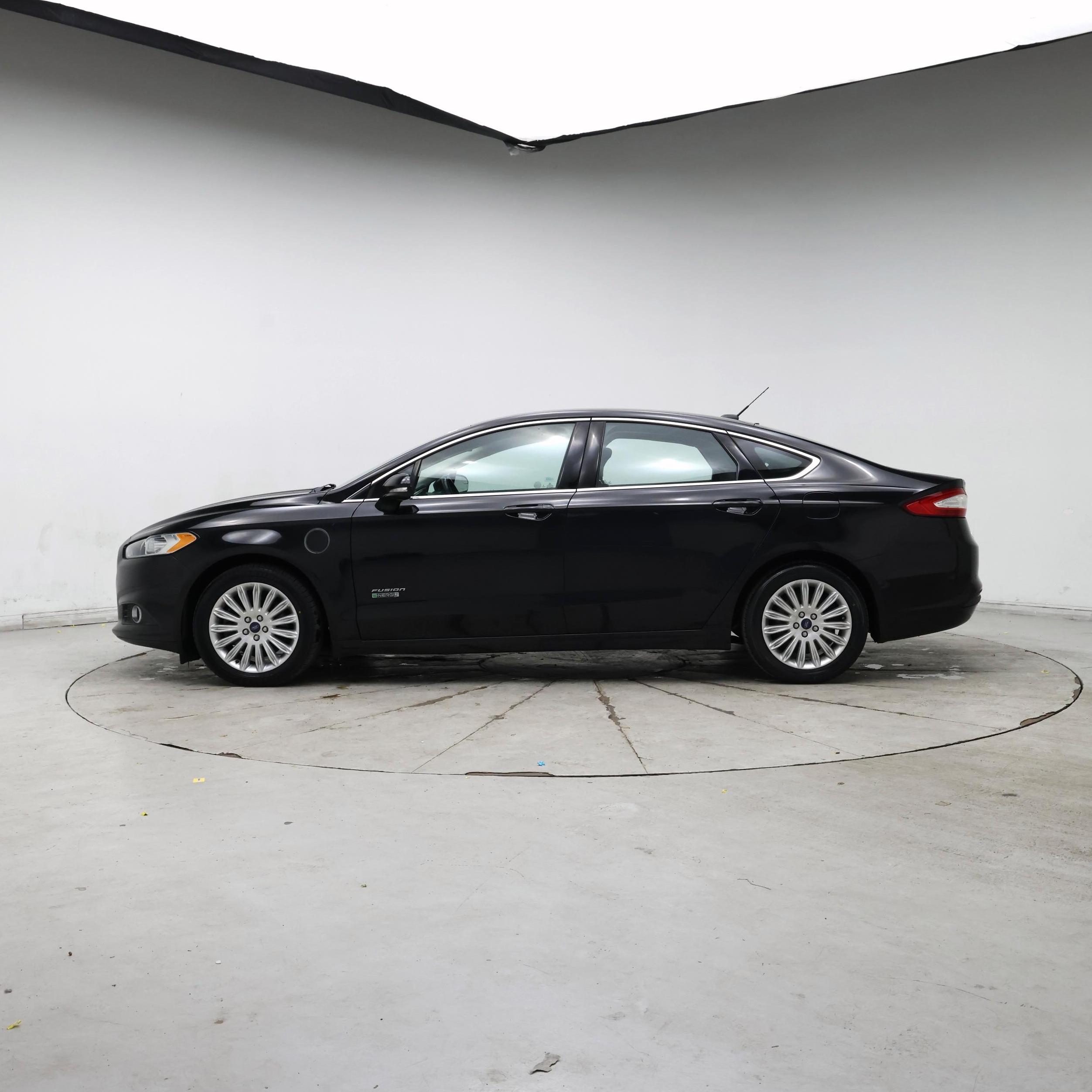 Thumbnail: 2014 Ford Fusion - 3