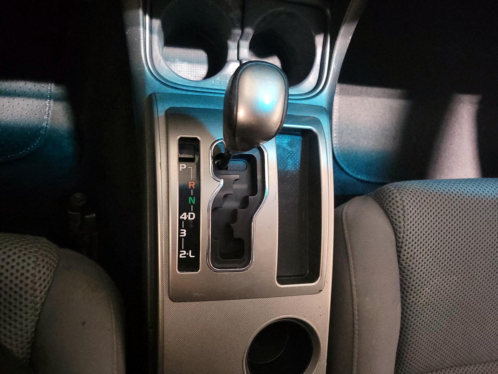 Thumbnail: 2014 Toyota Tacoma - 17