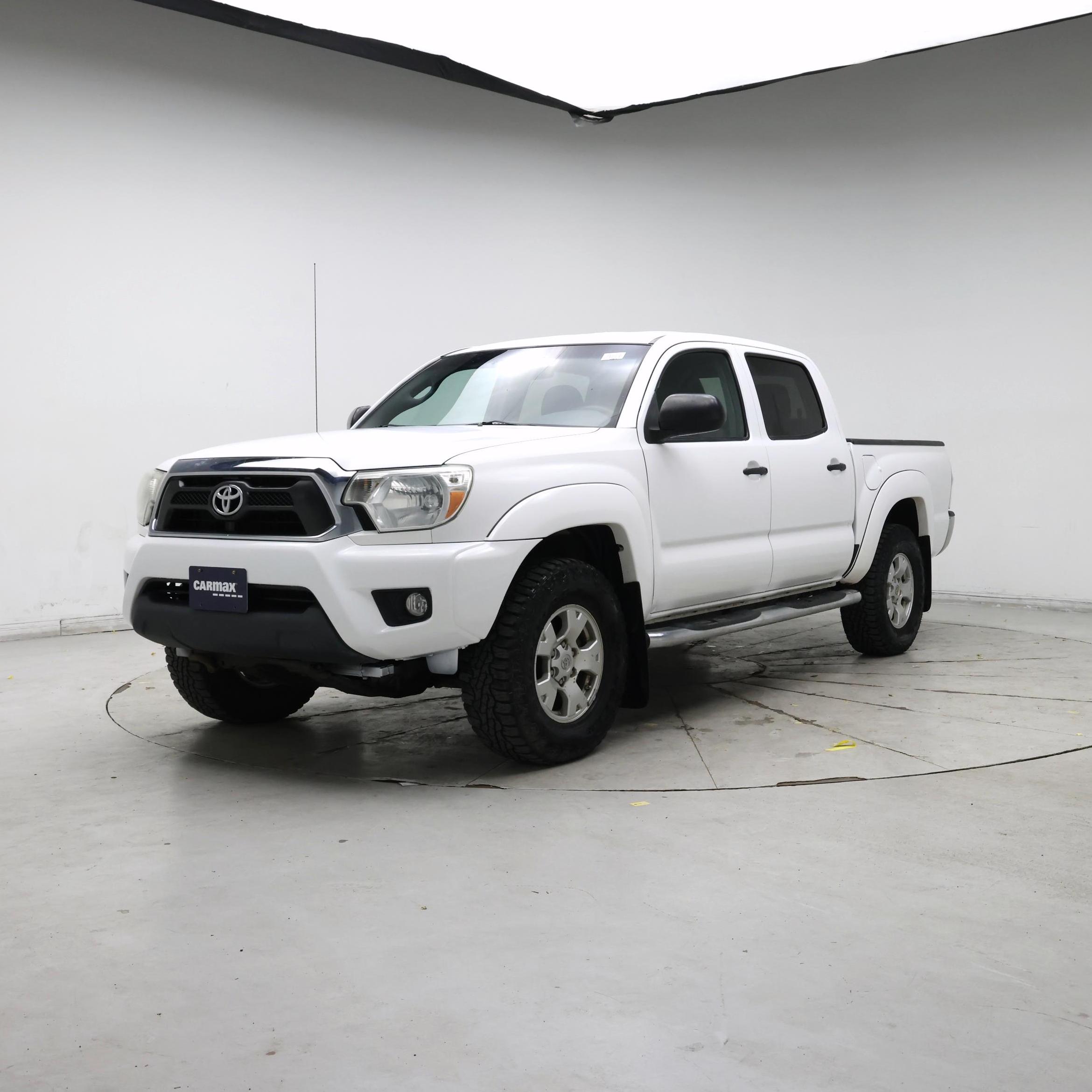 Thumbnail: 2014 Toyota Tacoma - 4