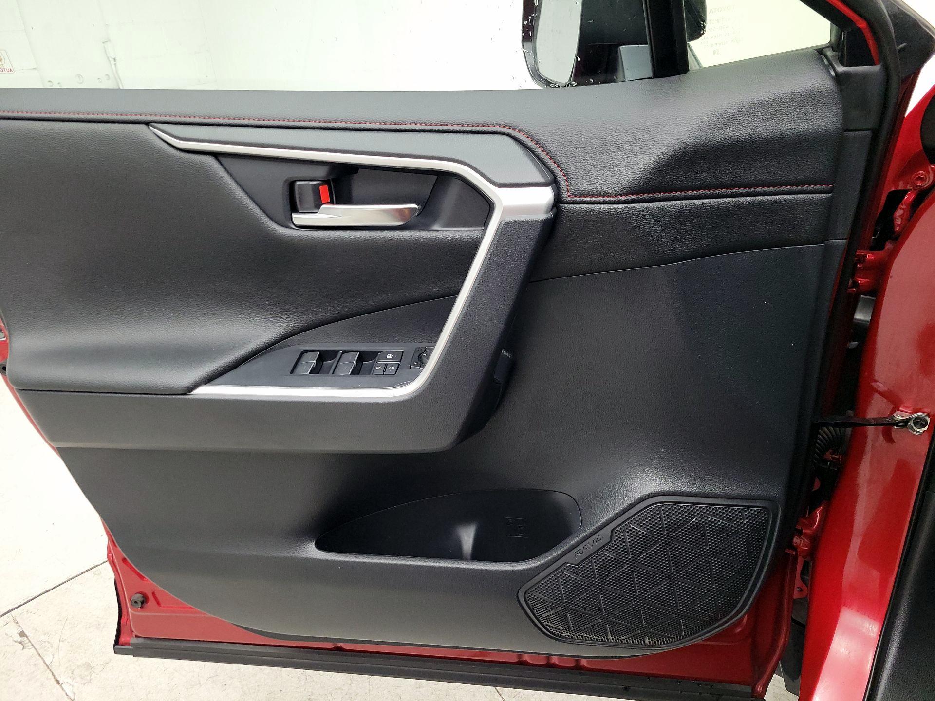 Thumbnail: 2023 Toyota RAV4 - 12