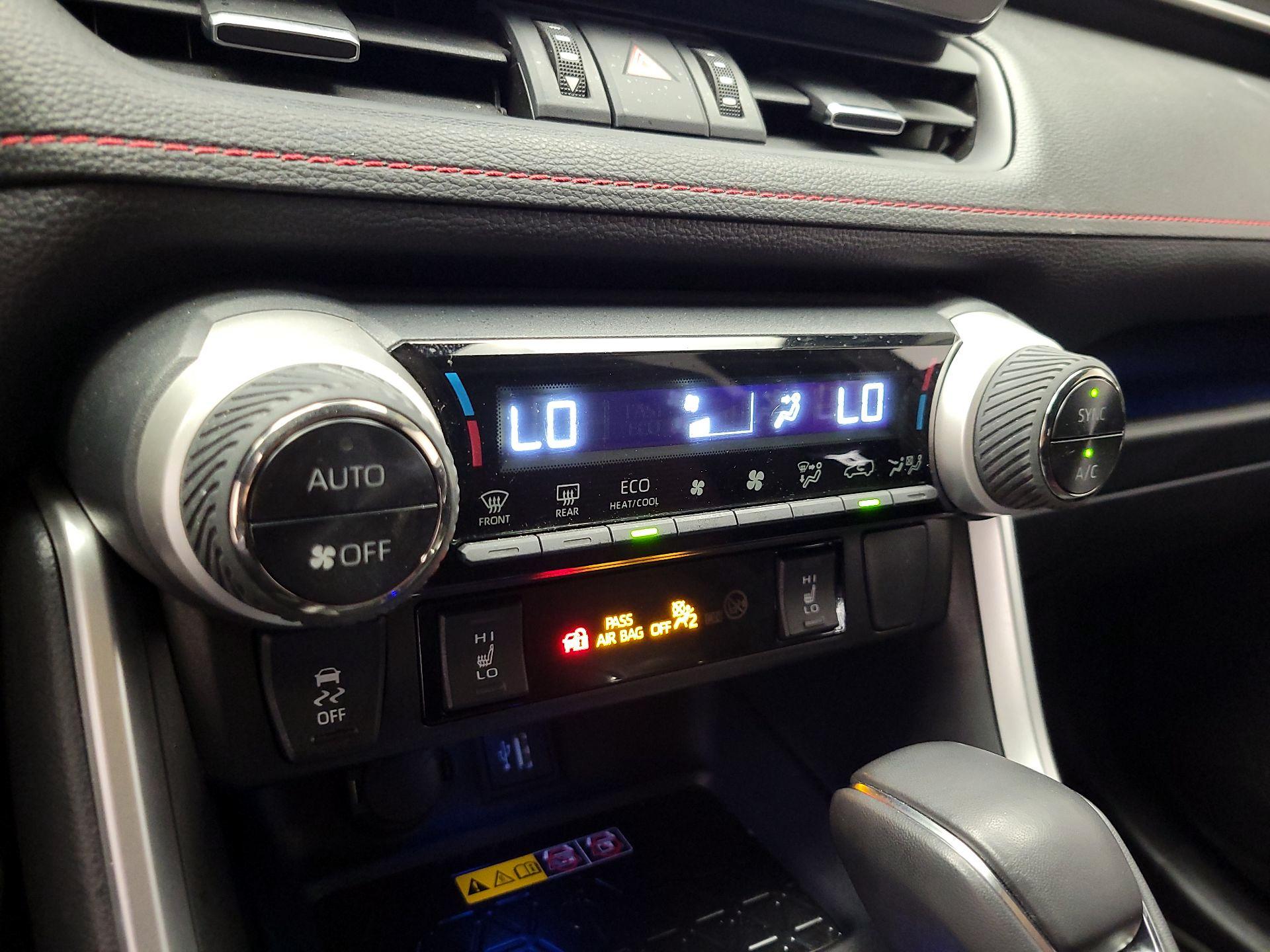 Thumbnail: 2023 Toyota RAV4 - 16