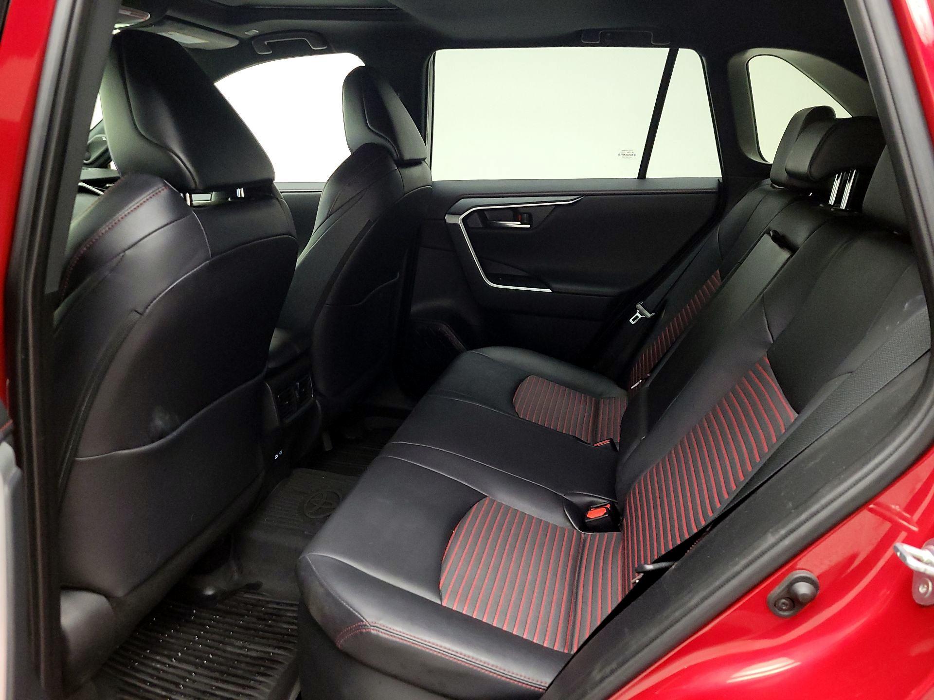 Thumbnail: 2023 Toyota RAV4 - 20