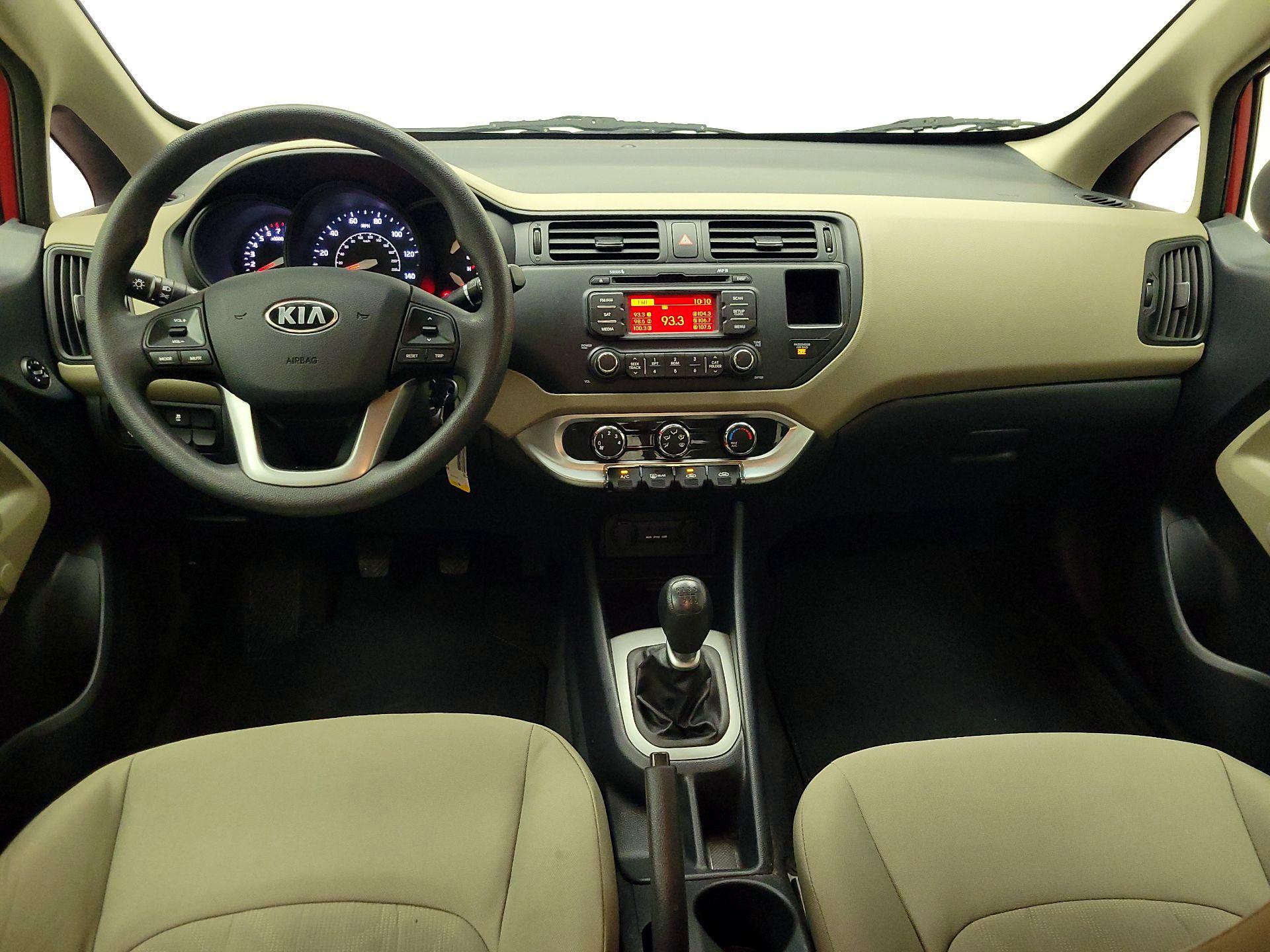 Thumbnail: 2015 Kia Rio - 9