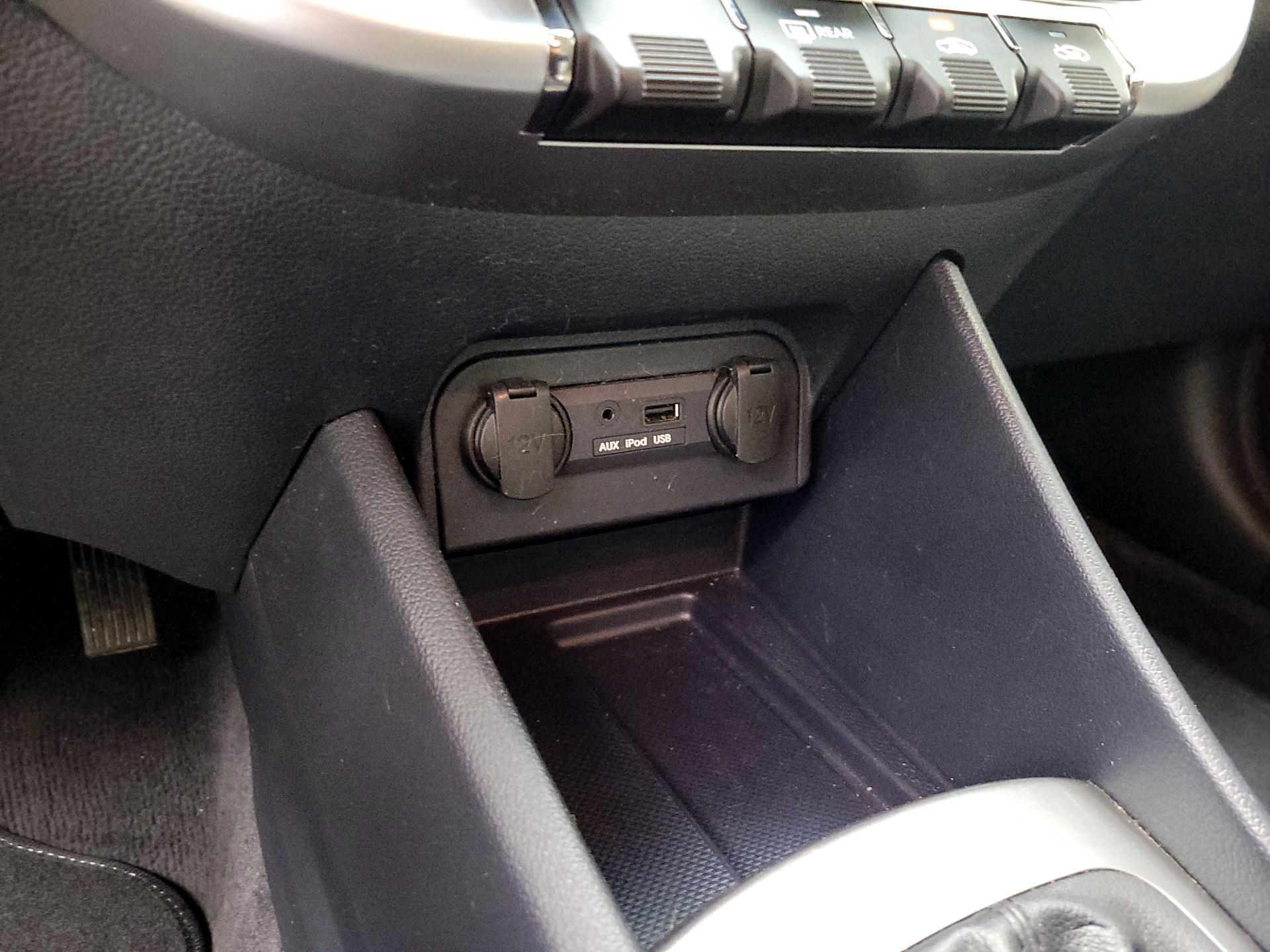 Thumbnail: 2015 Kia Rio - 17