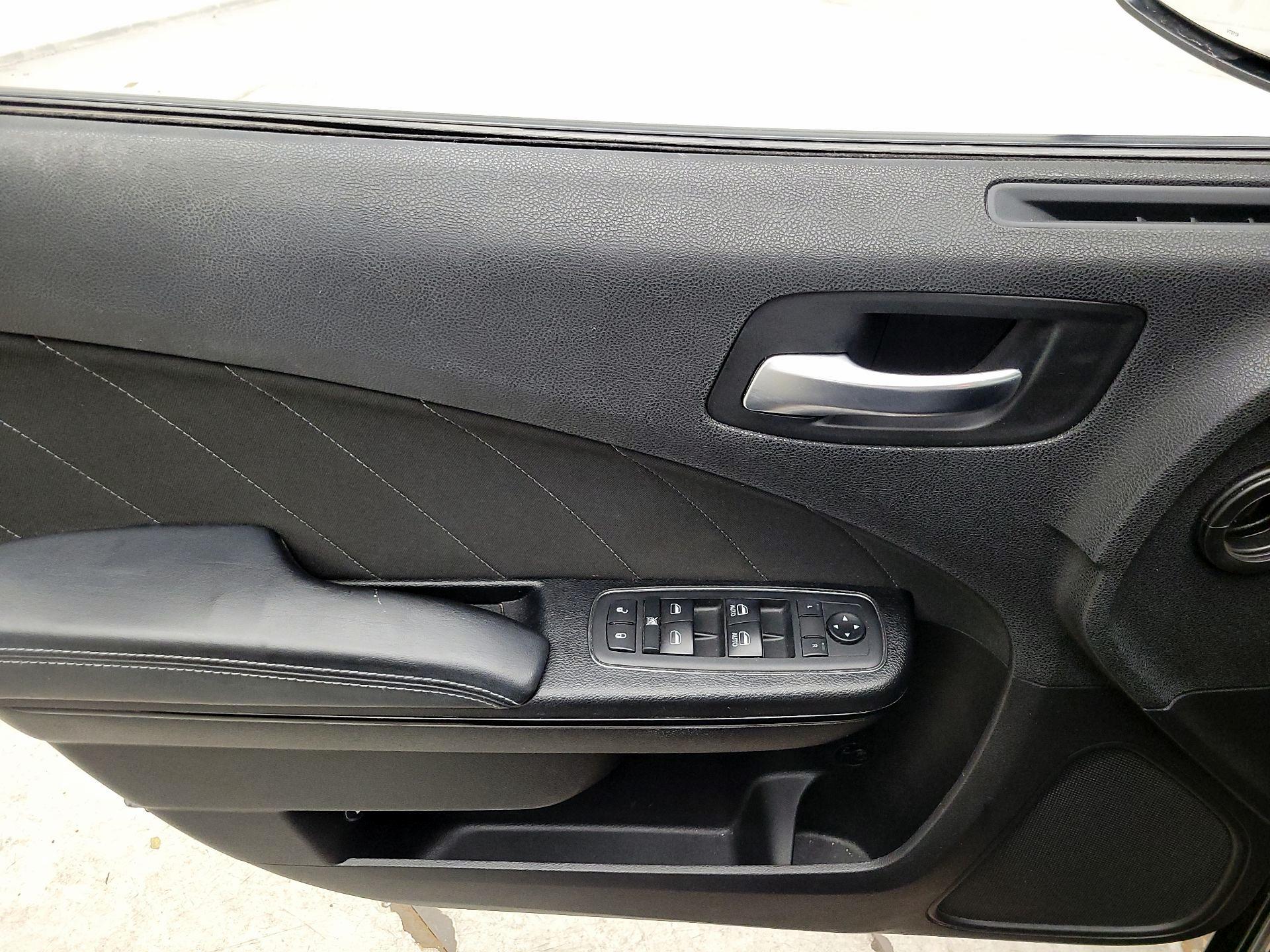 Thumbnail: 2019 Dodge Charger - 12