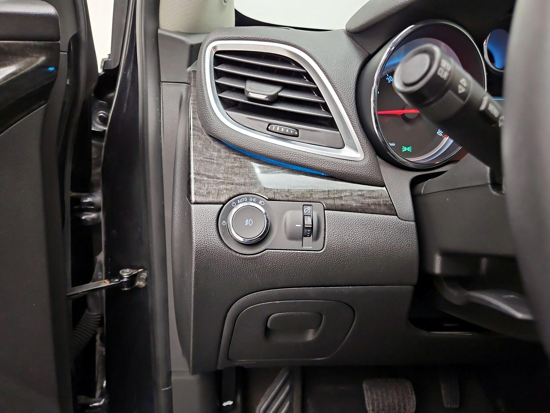 Thumbnail: 2015 Buick Encore - 13
