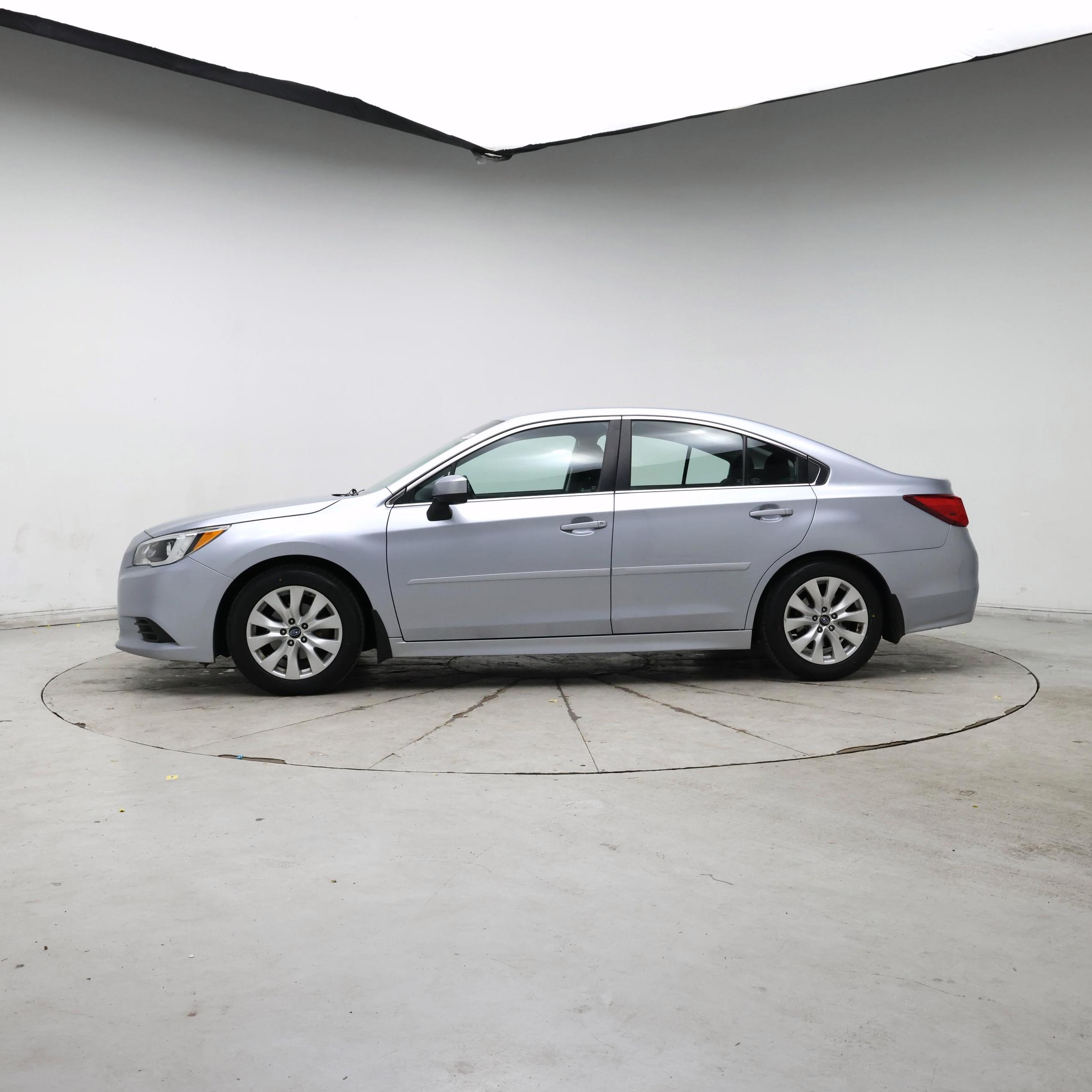 Thumbnail: 2015 Subaru Legacy - 3