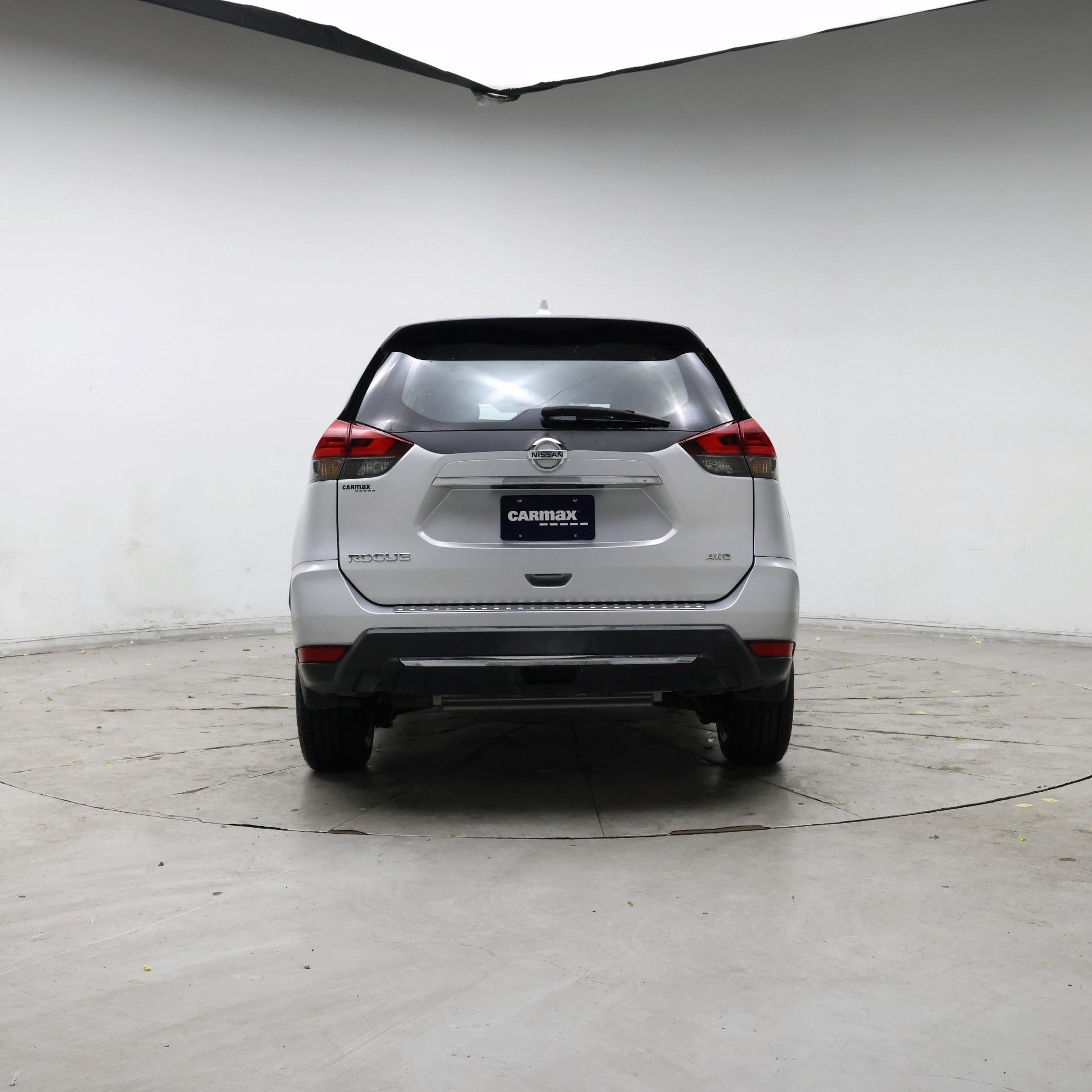 Thumbnail: 2017 Nissan Rogue - 6