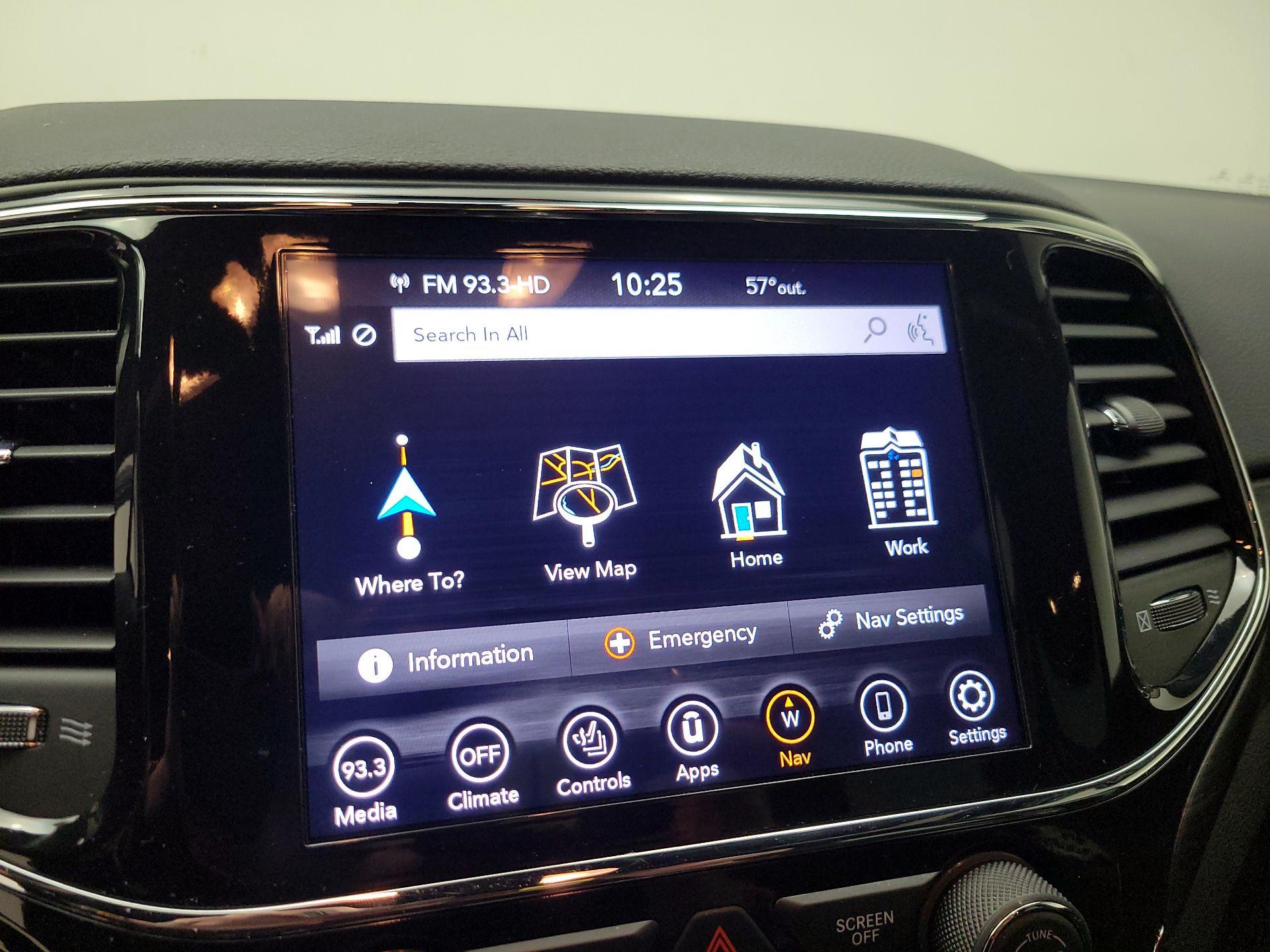 Thumbnail: 2021 Jeep Grand Cherokee - 14