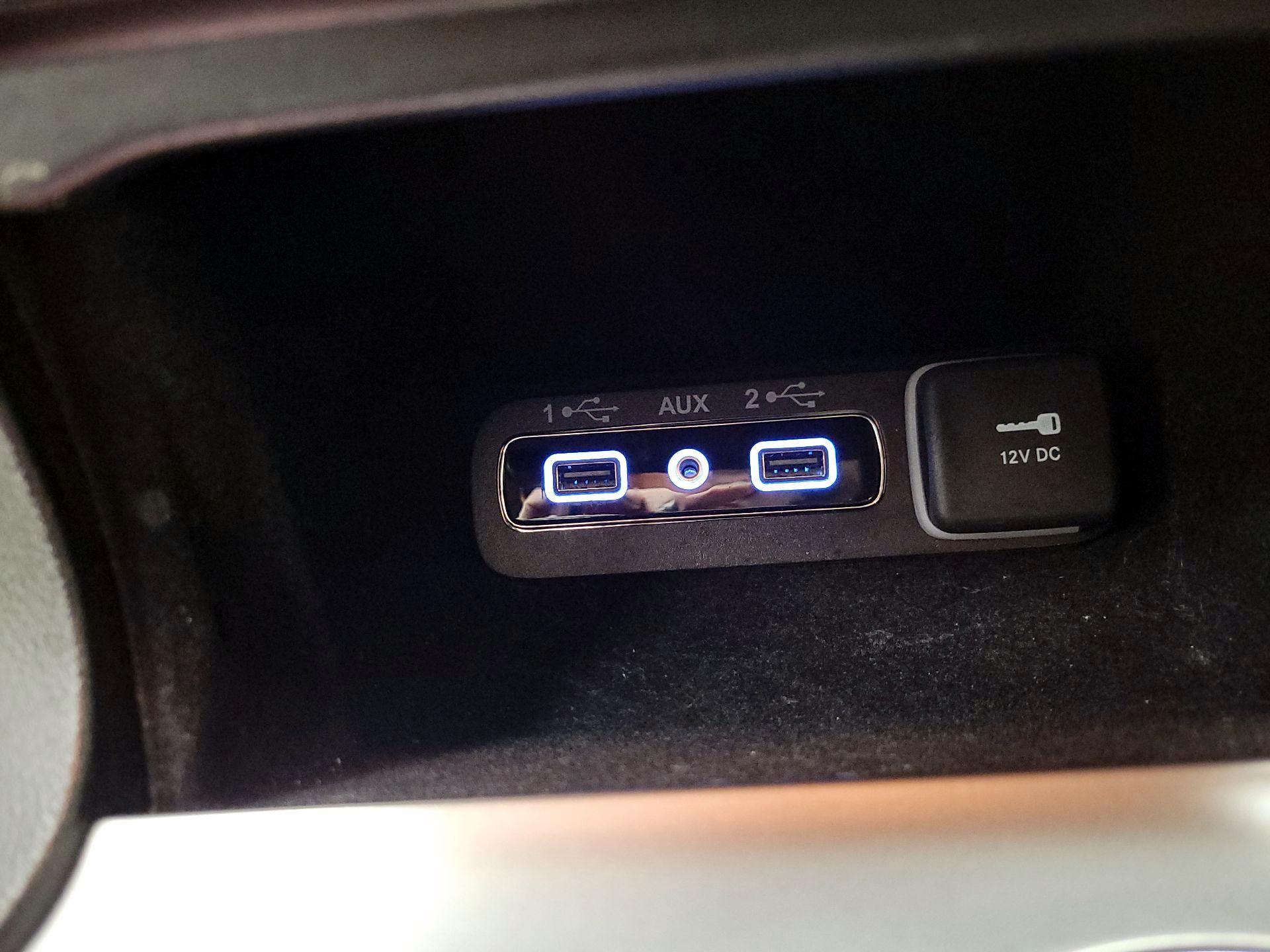 Thumbnail: 2021 Jeep Grand Cherokee - 19