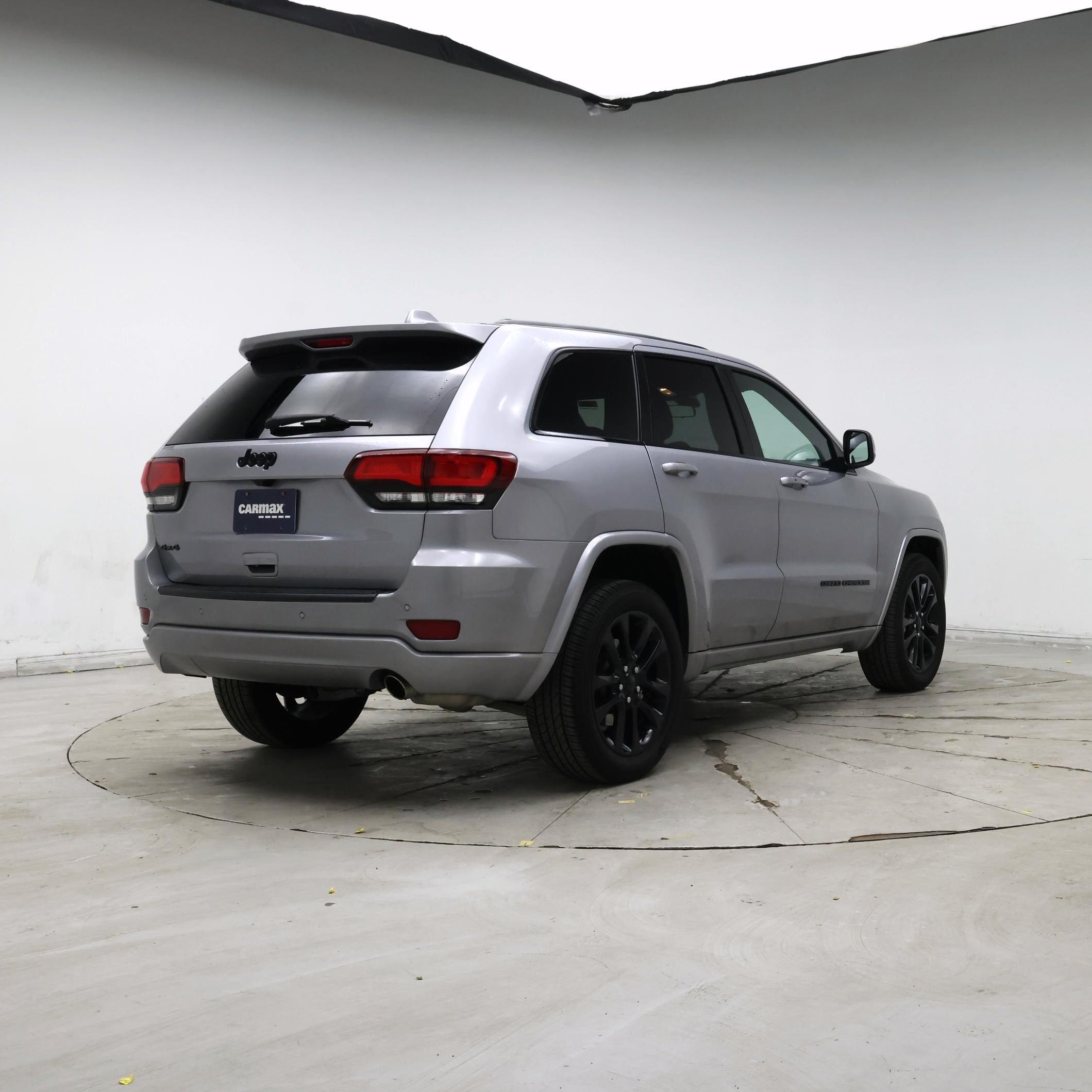 Thumbnail: 2021 Jeep Grand Cherokee - 8
